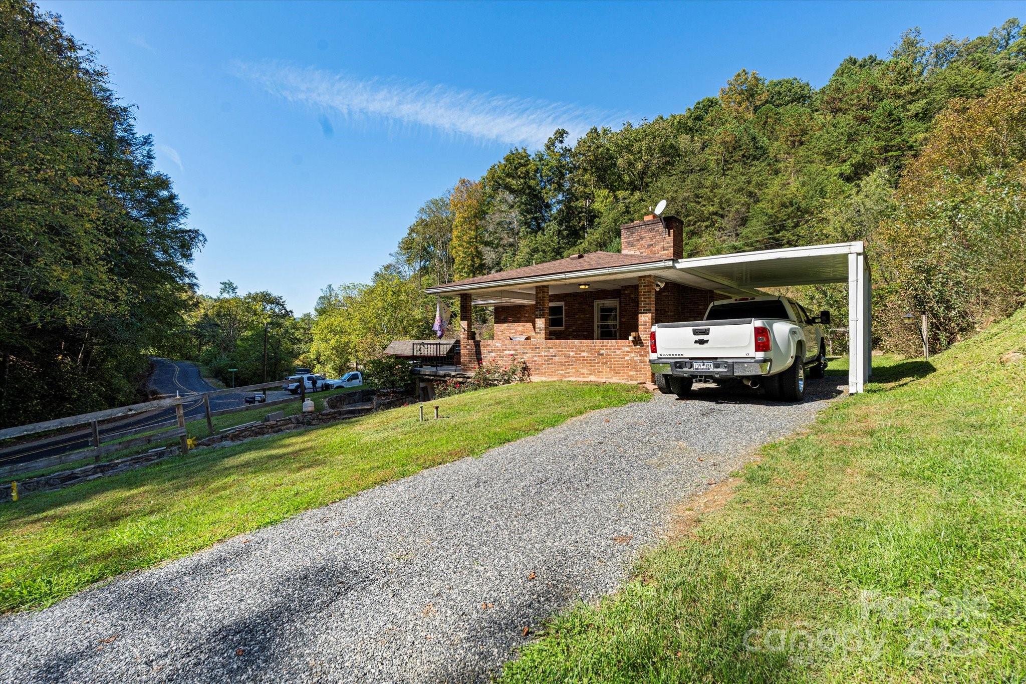 main property photo 38