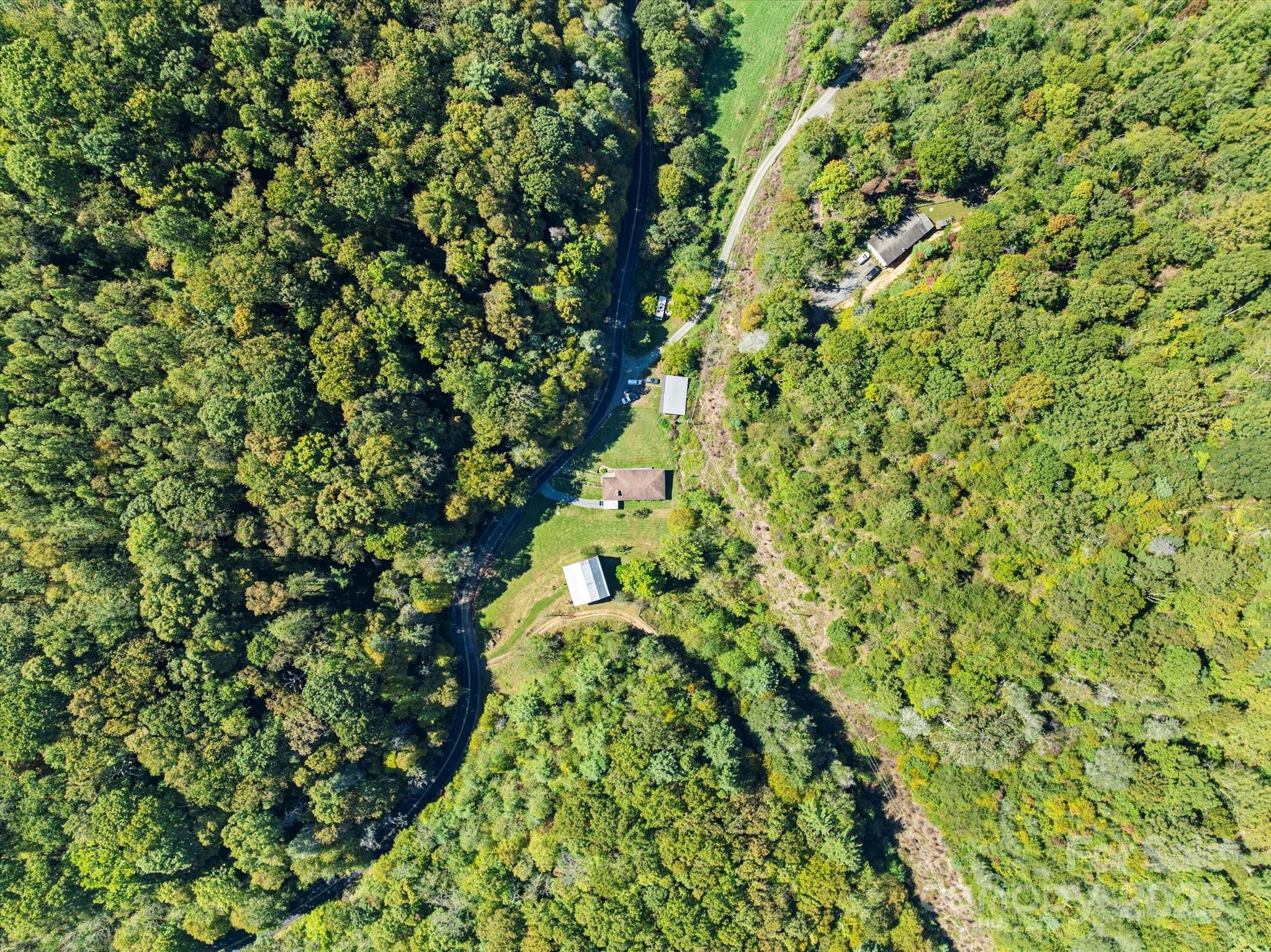 main property photo 16