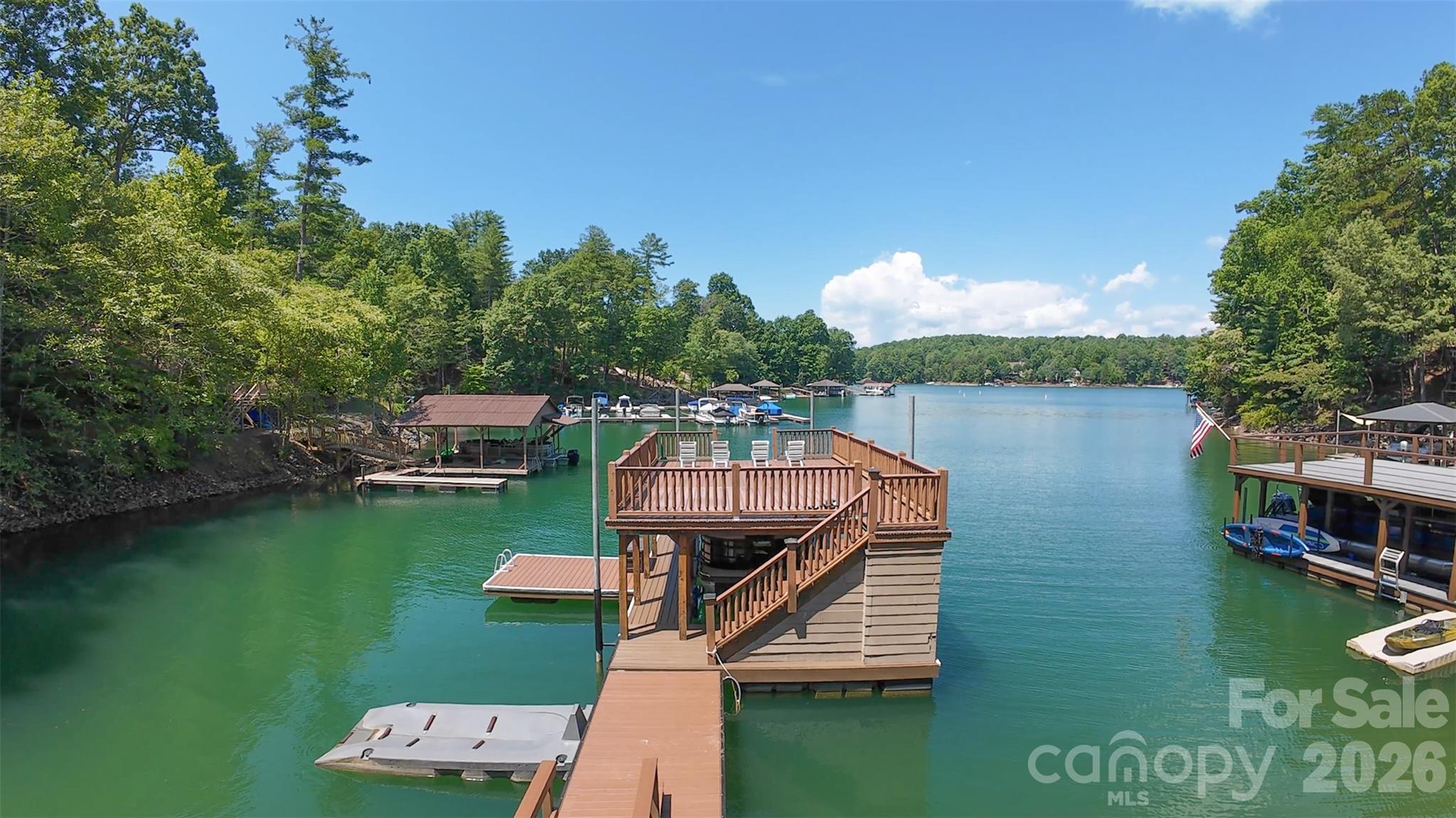 main property photo 40