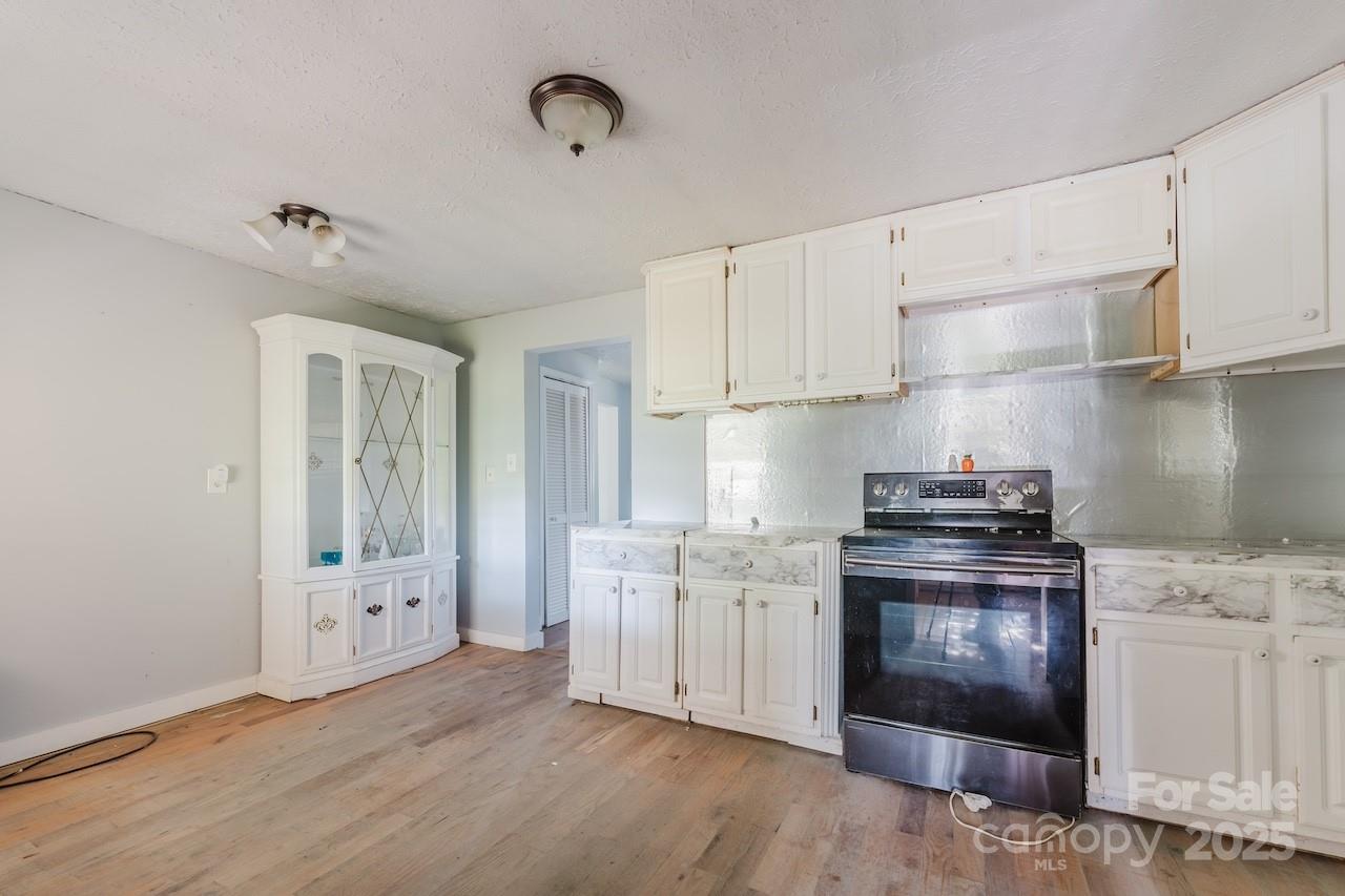 property viewer photo 18