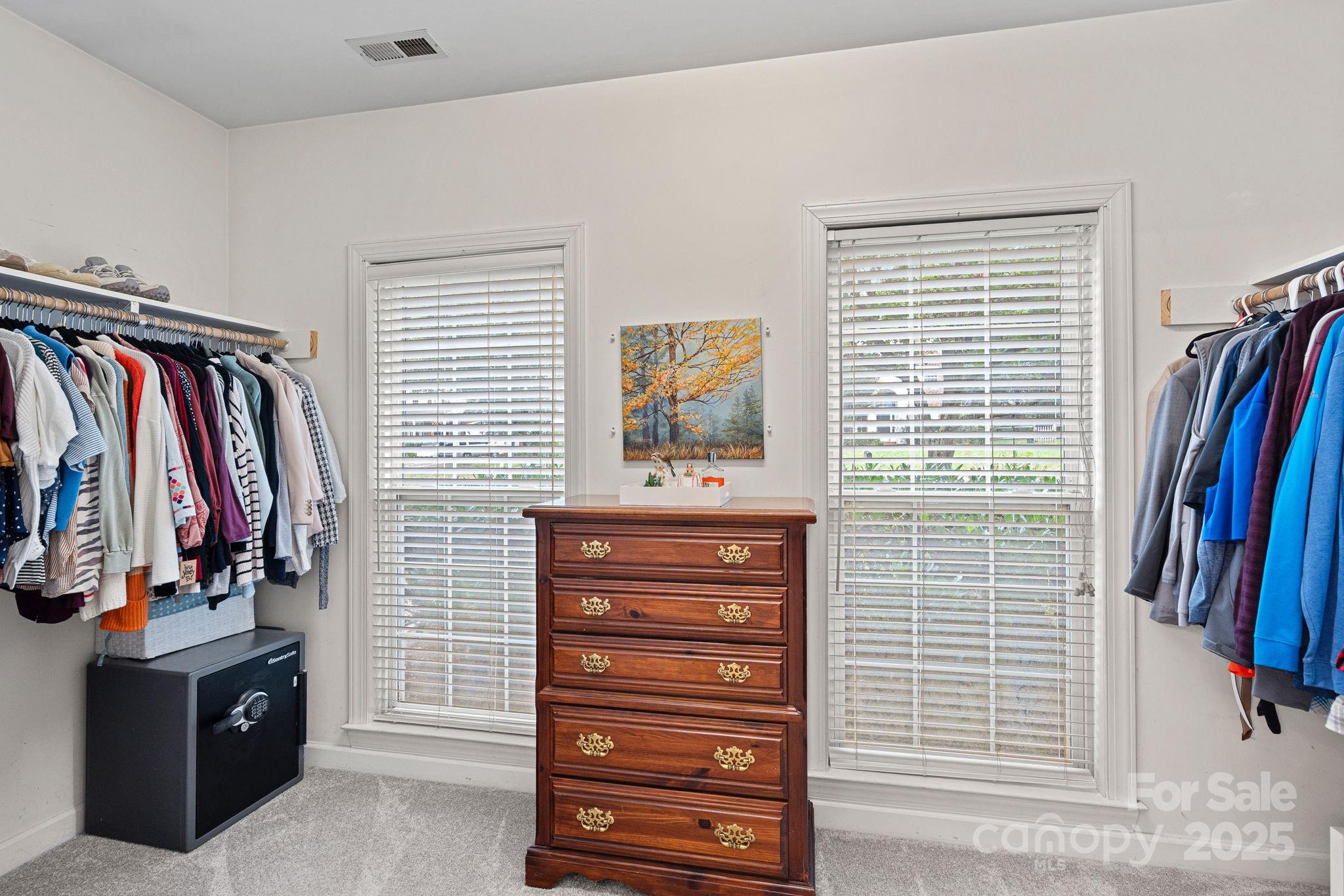 property viewer photo 16