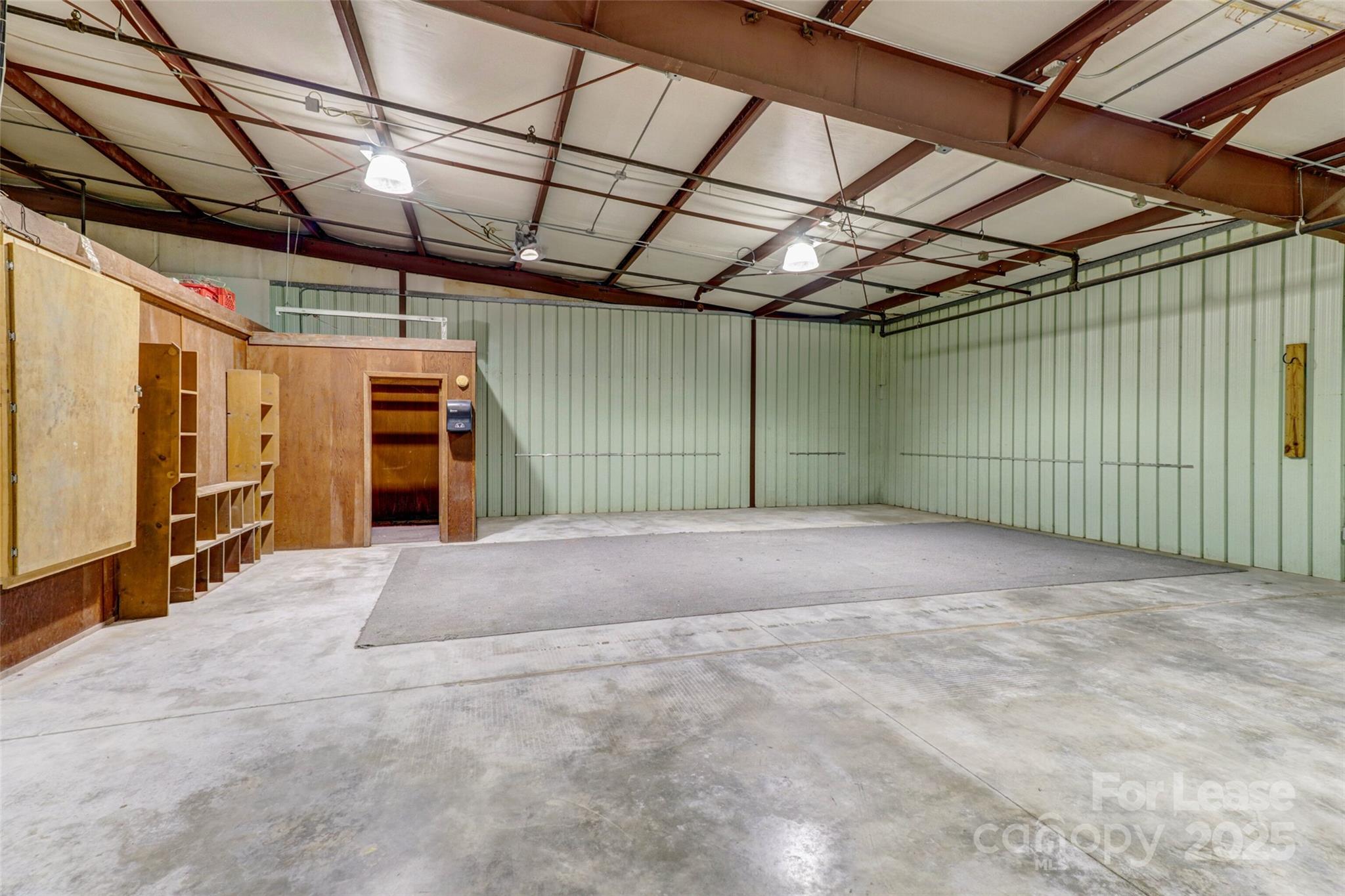 main property photo 9
