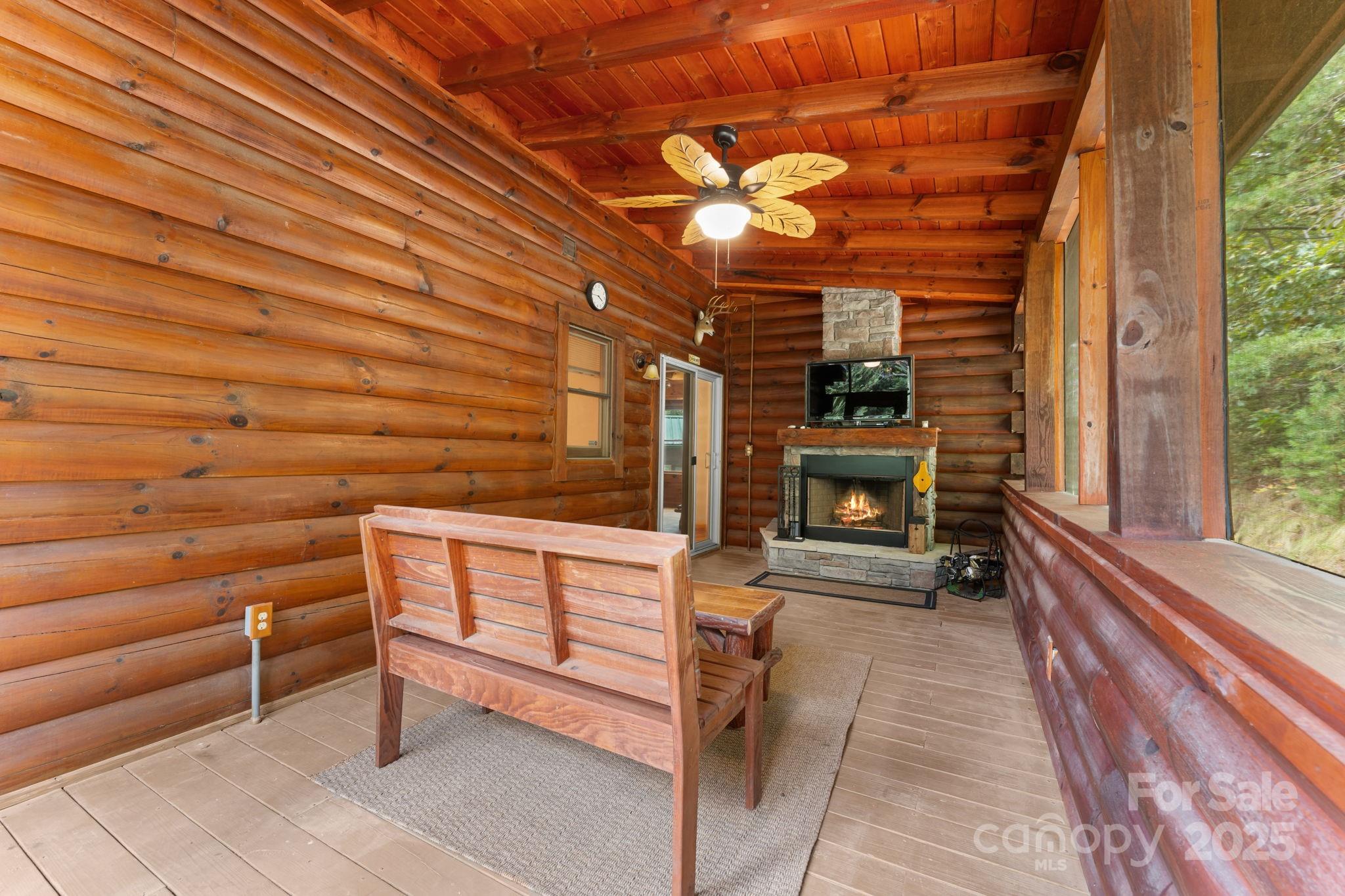 main property photo 15