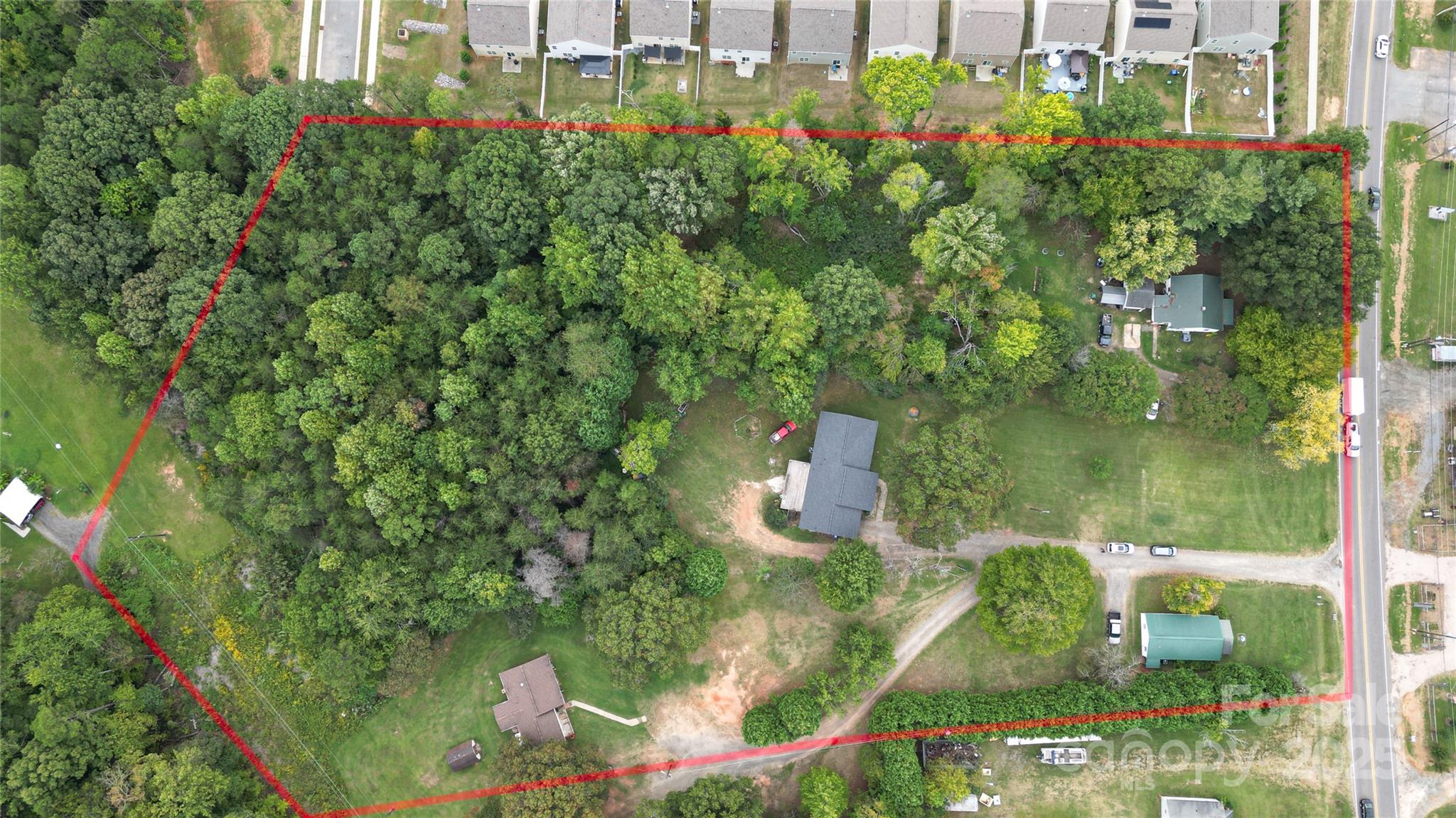 main property photo 6