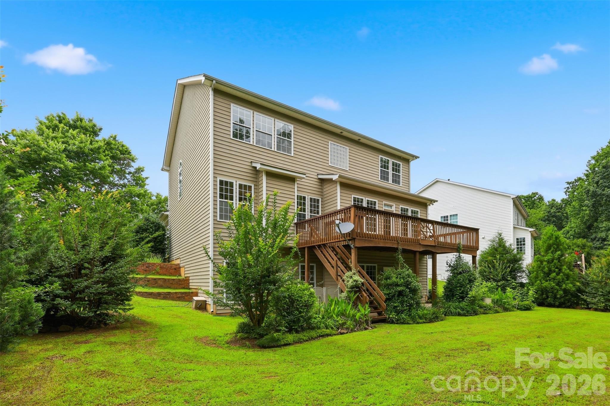 main property photo 34