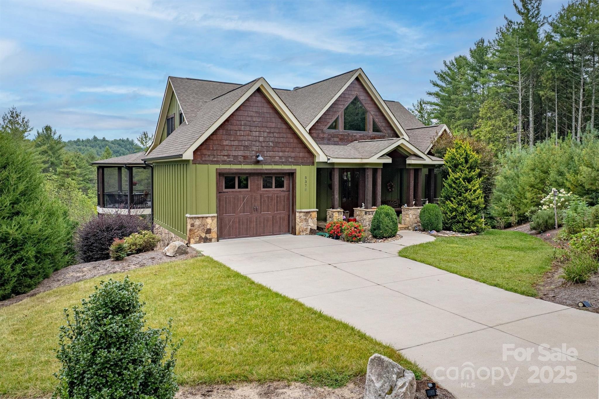 main property photo 8