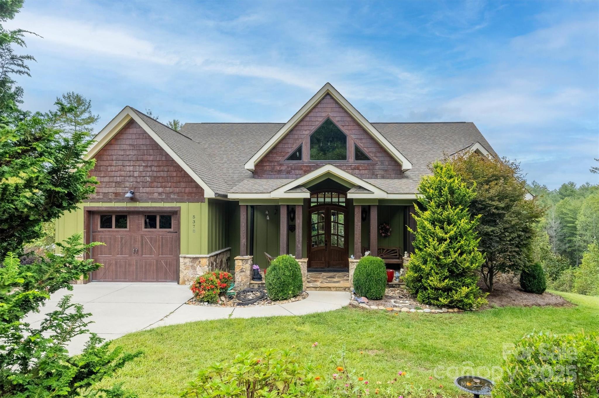 main property photo 9