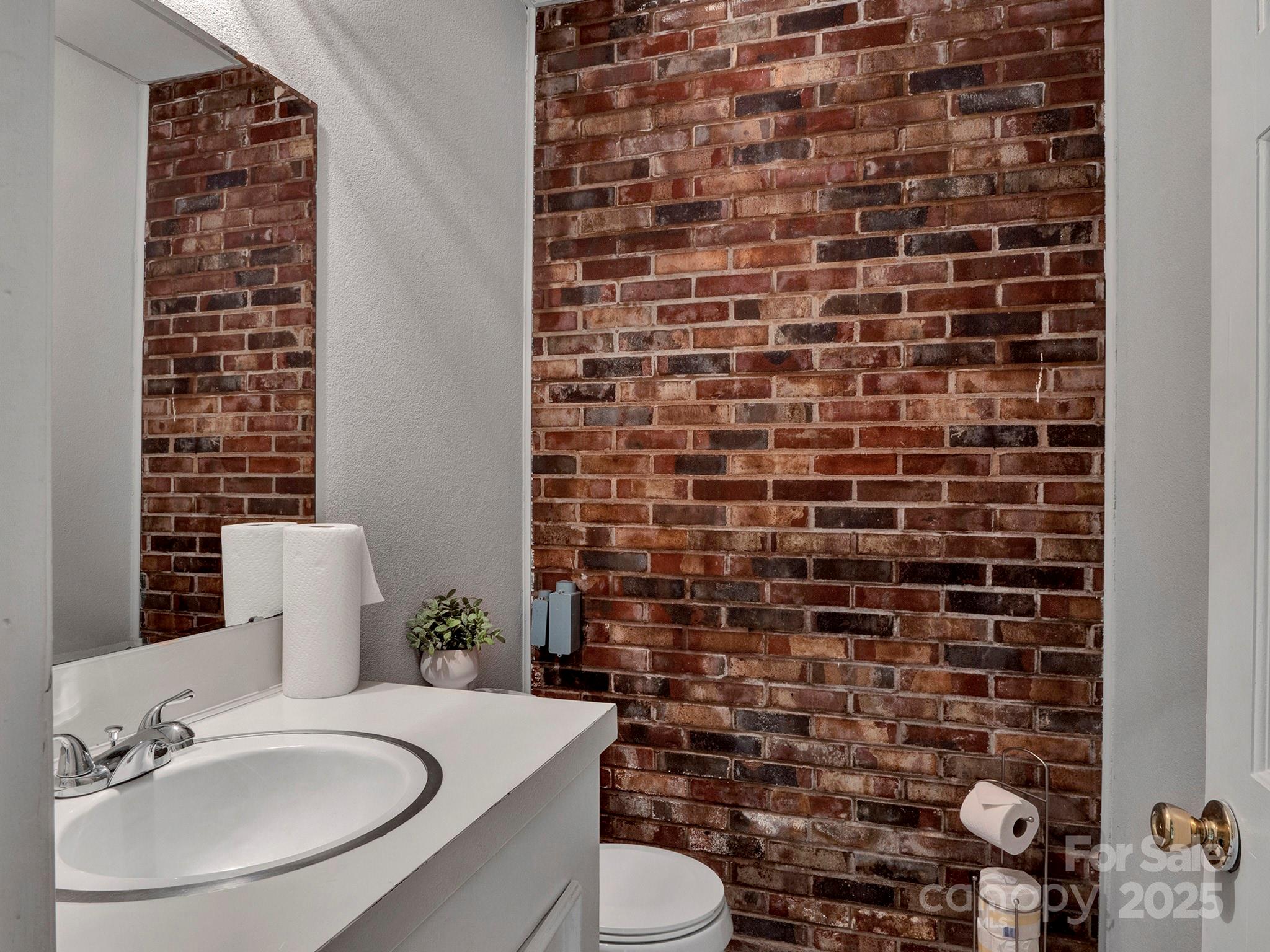 property viewer photo 6