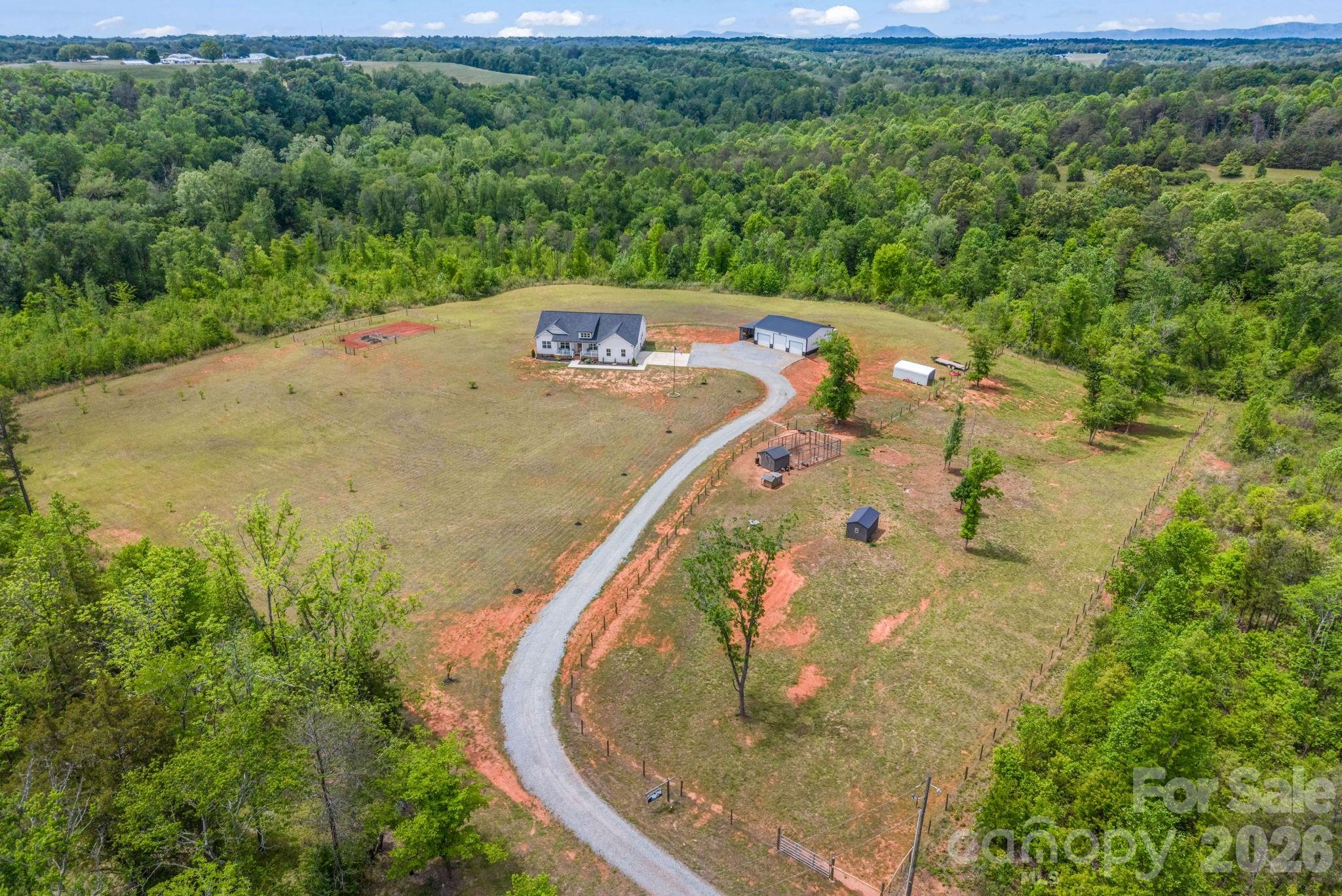 main property photo 40