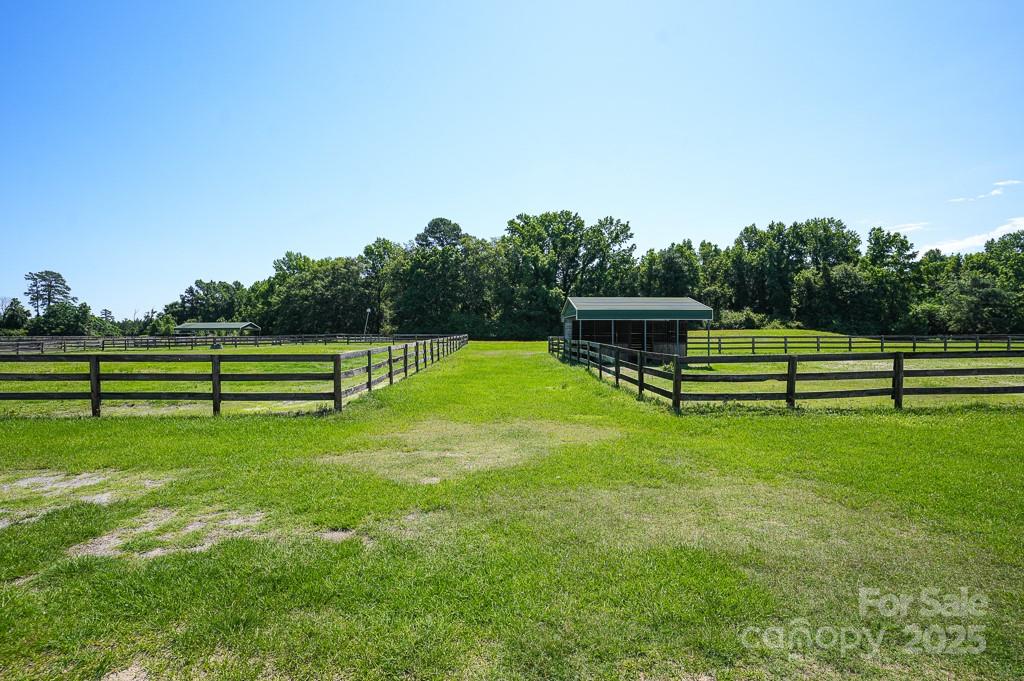 main property photo 37