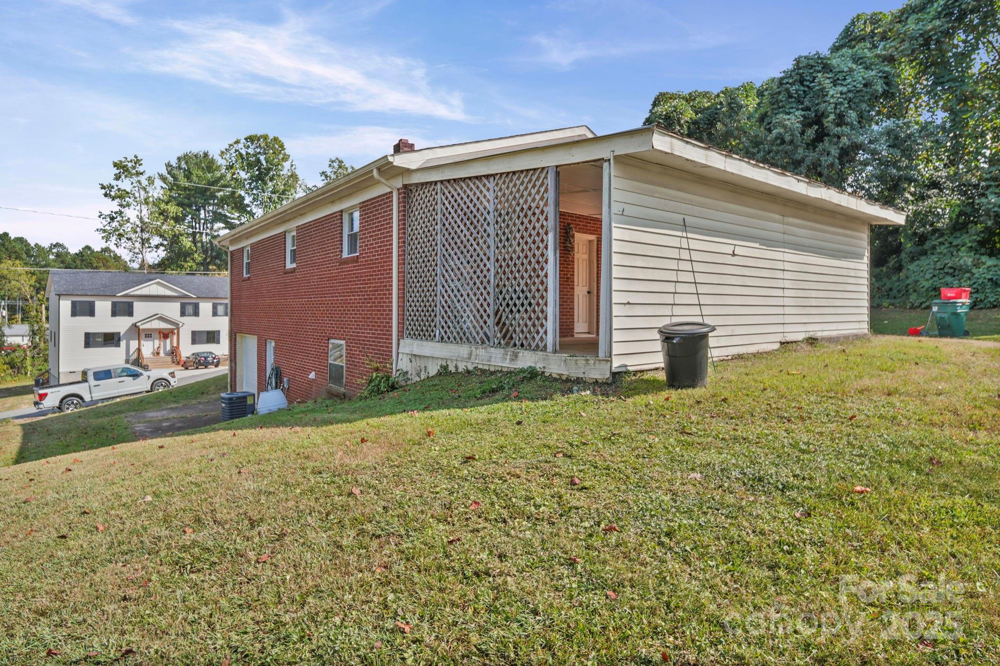 property viewer photo 23