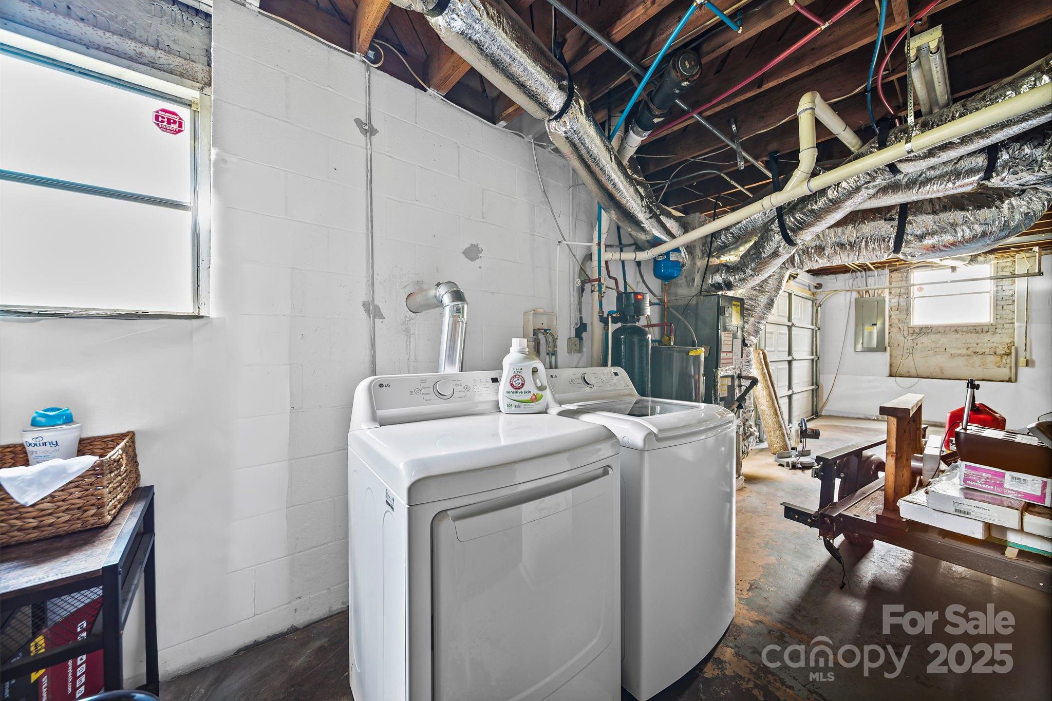 property viewer photo 25
