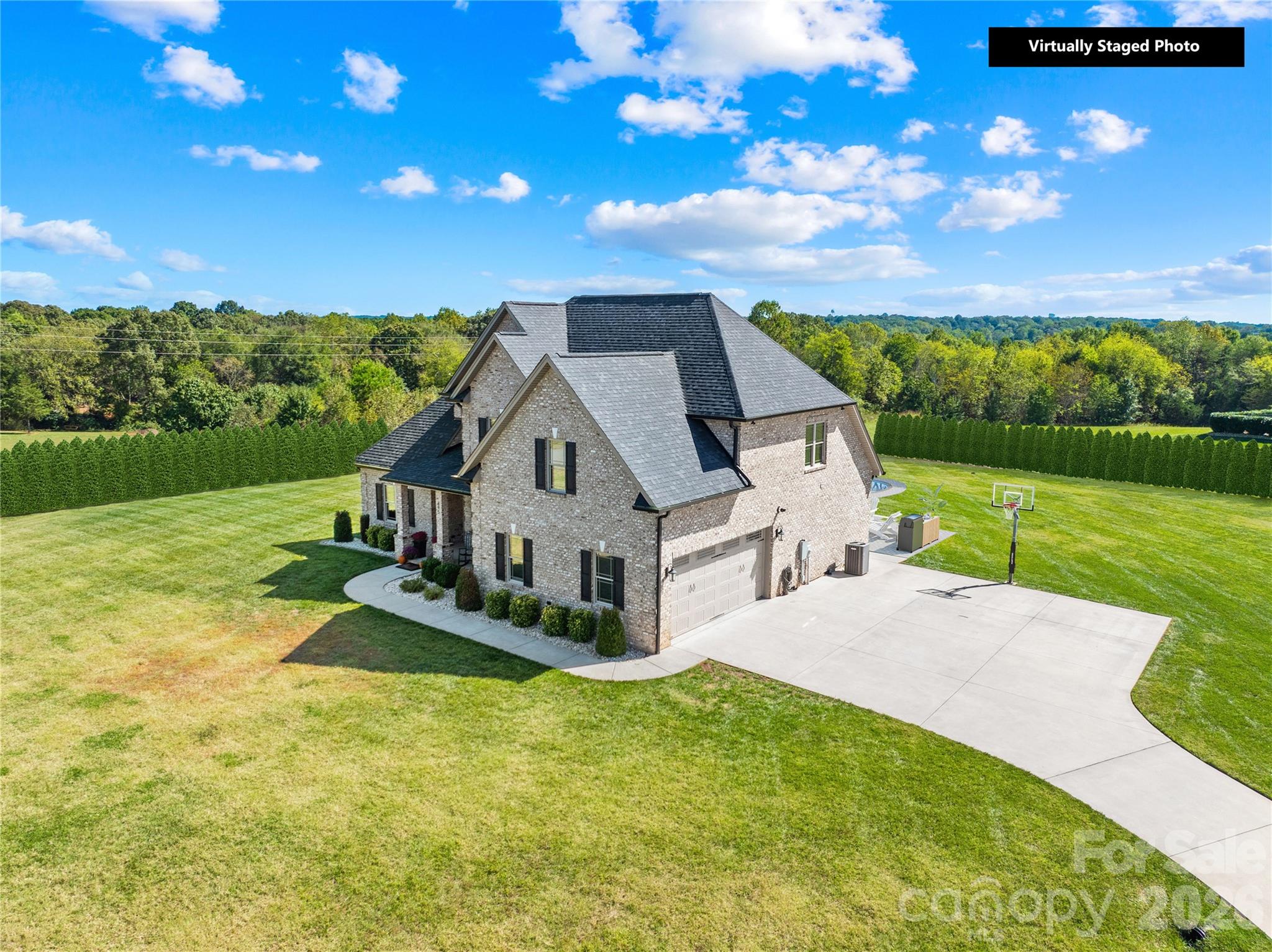 main property photo 8