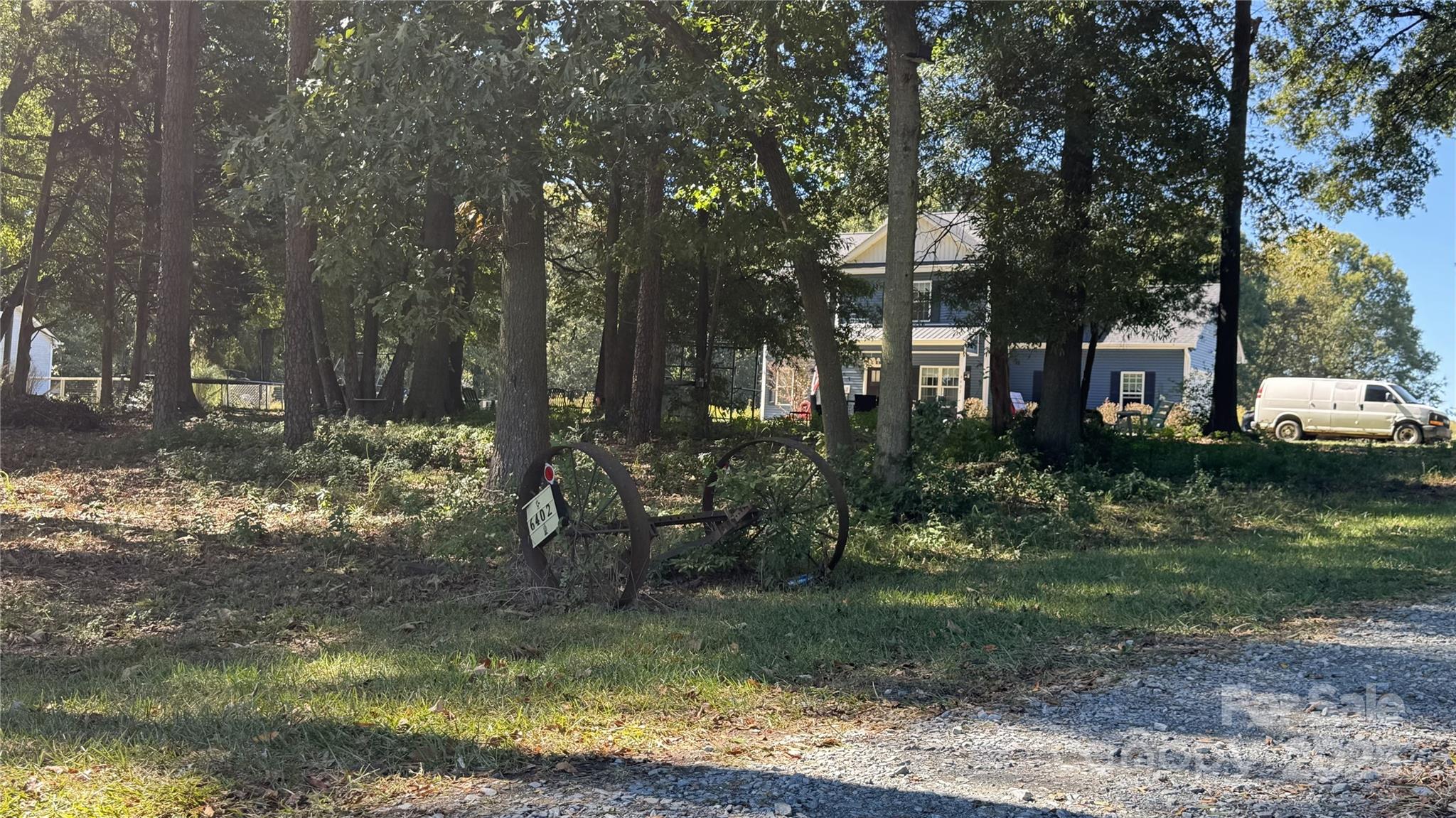 main property photo 38