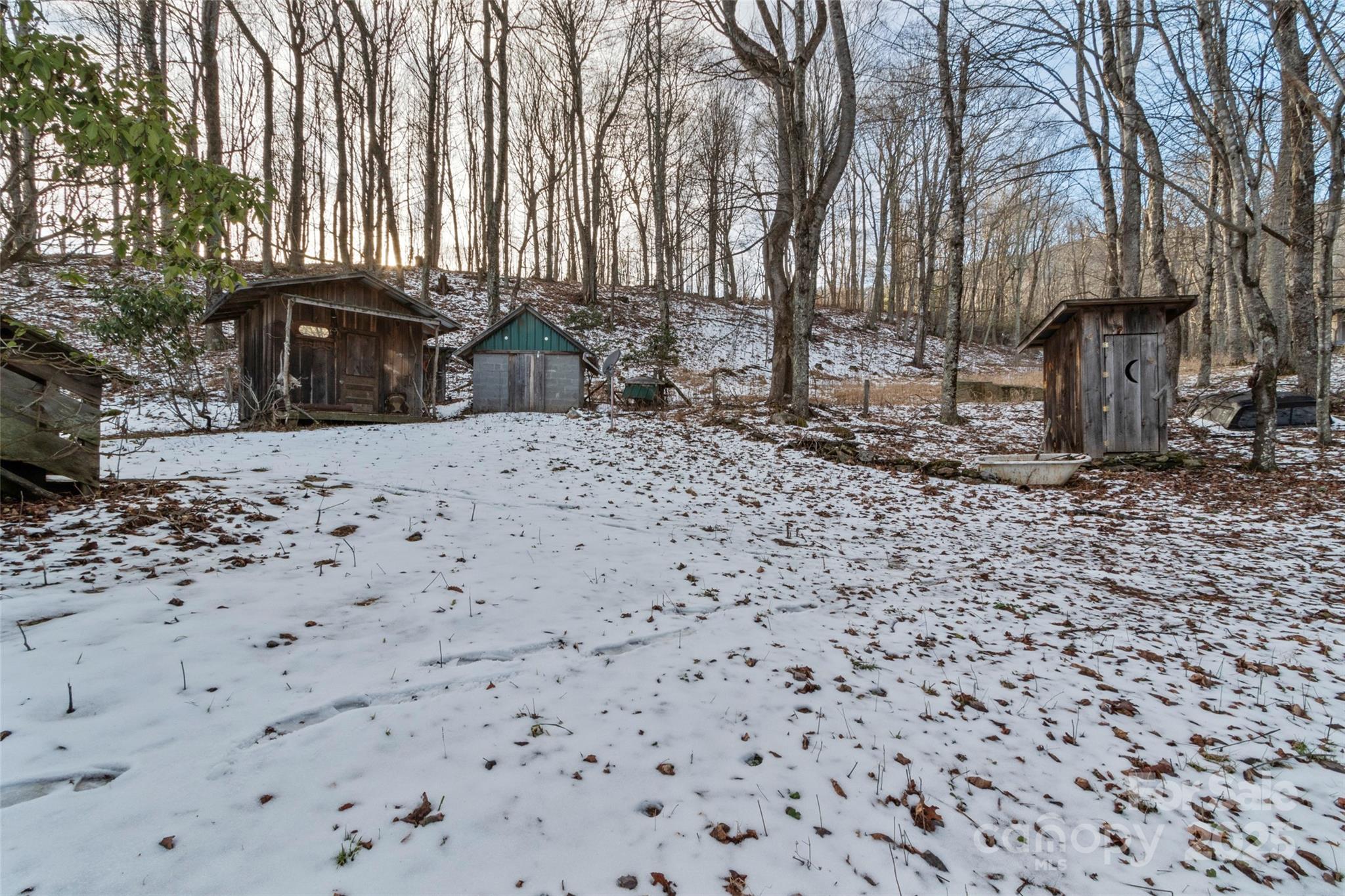 main property photo 8