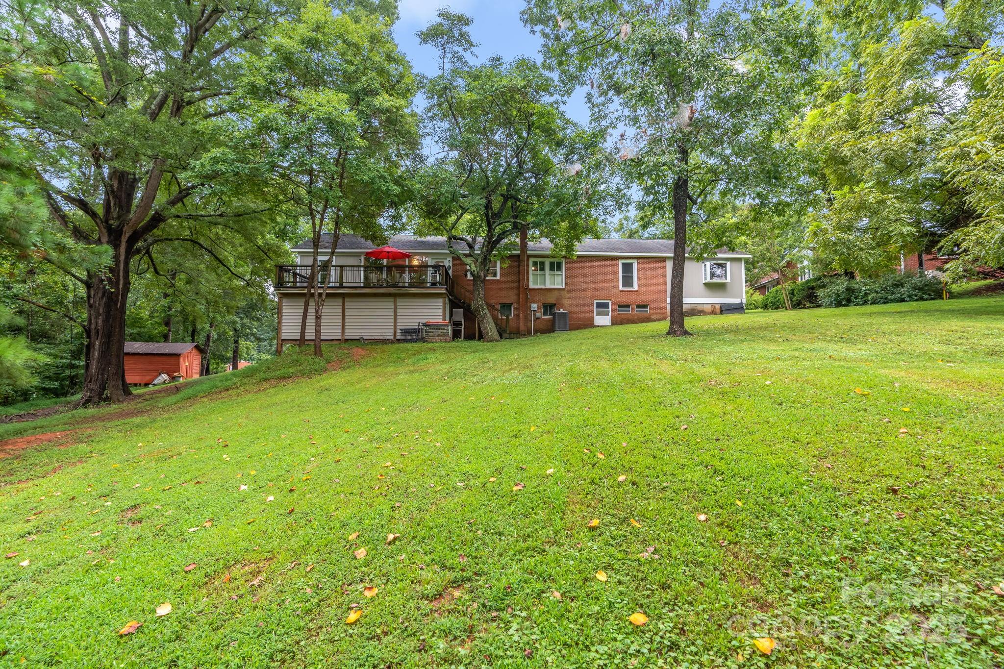 main property photo 39