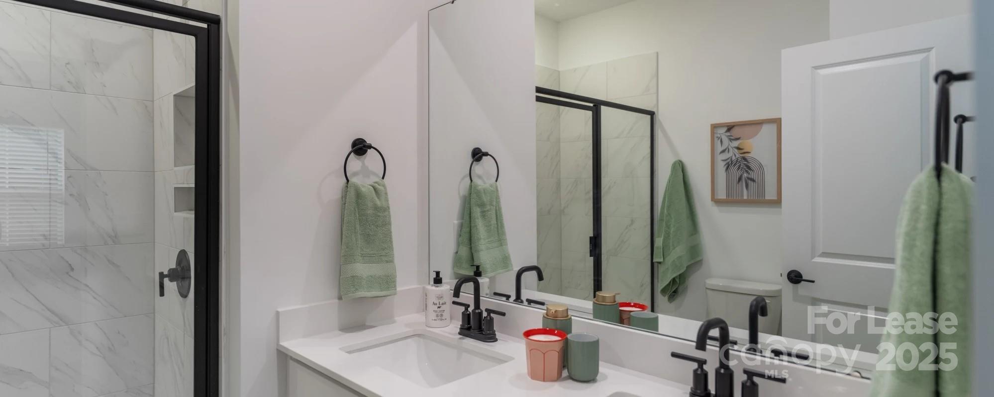 property viewer photo 19