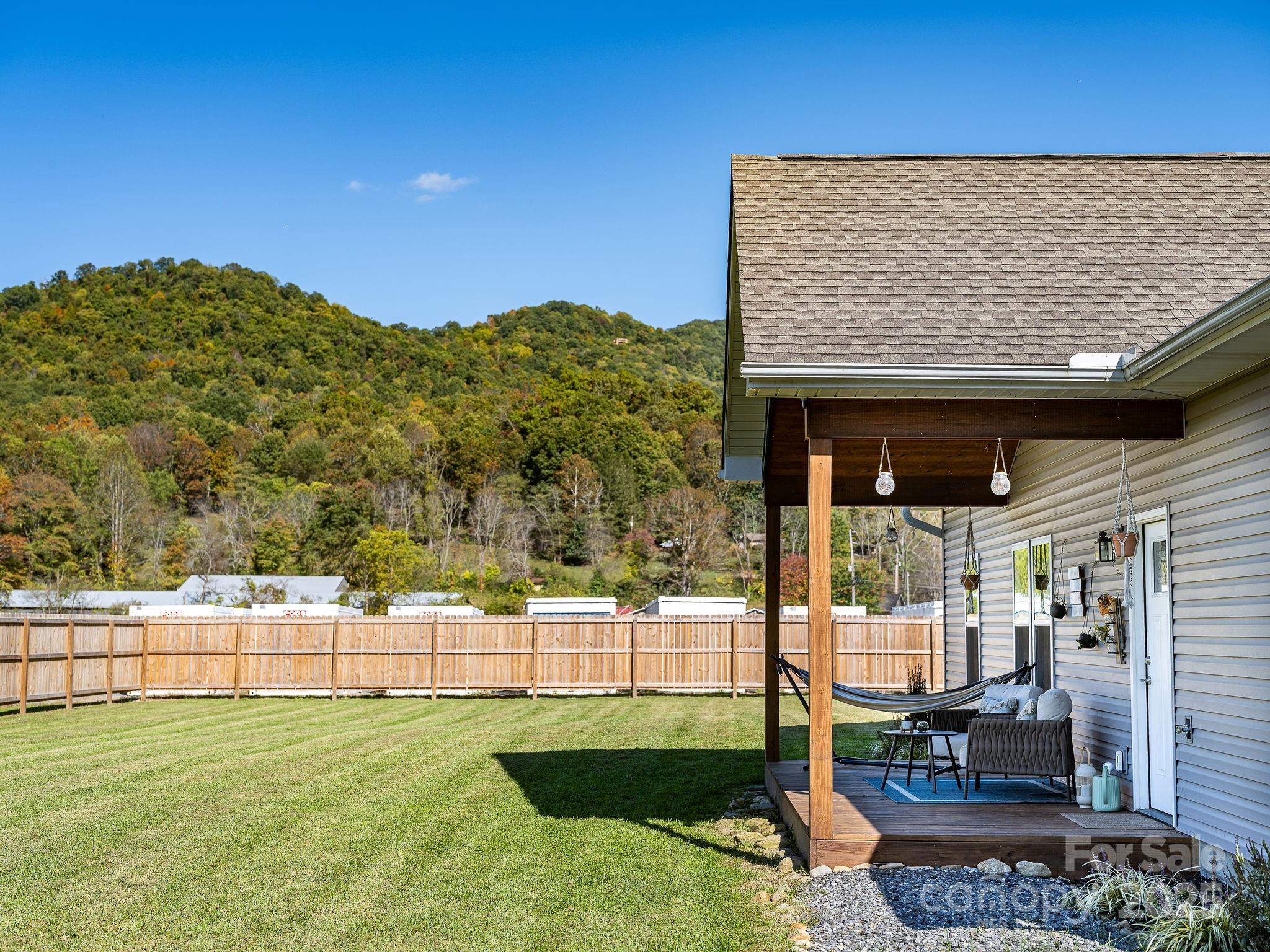 property viewer photo 2
