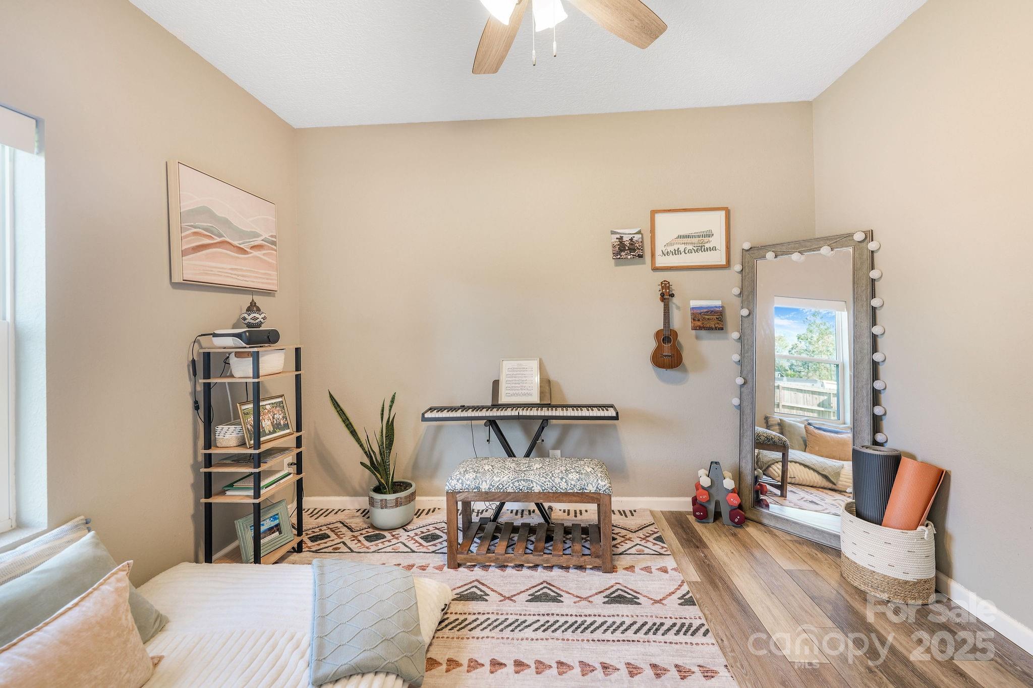 property viewer photo 28