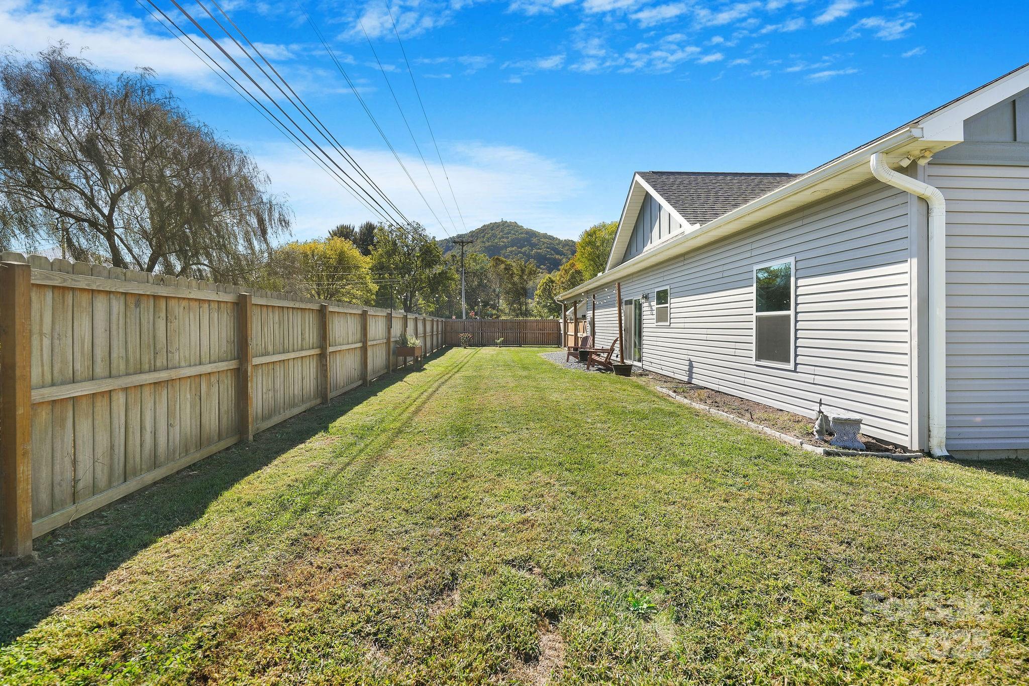 property viewer photo 37