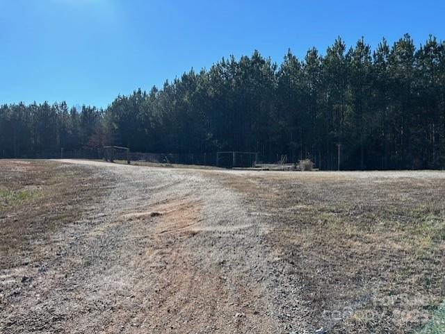 main property photo 16
