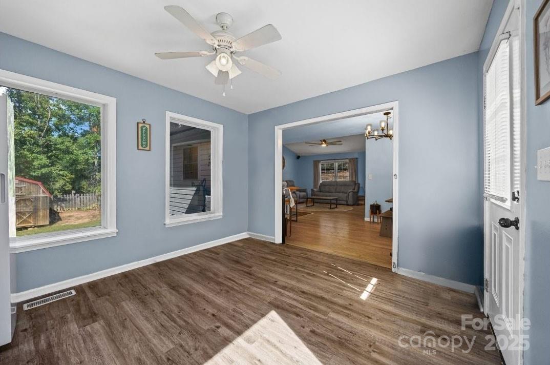 property viewer photo 10
