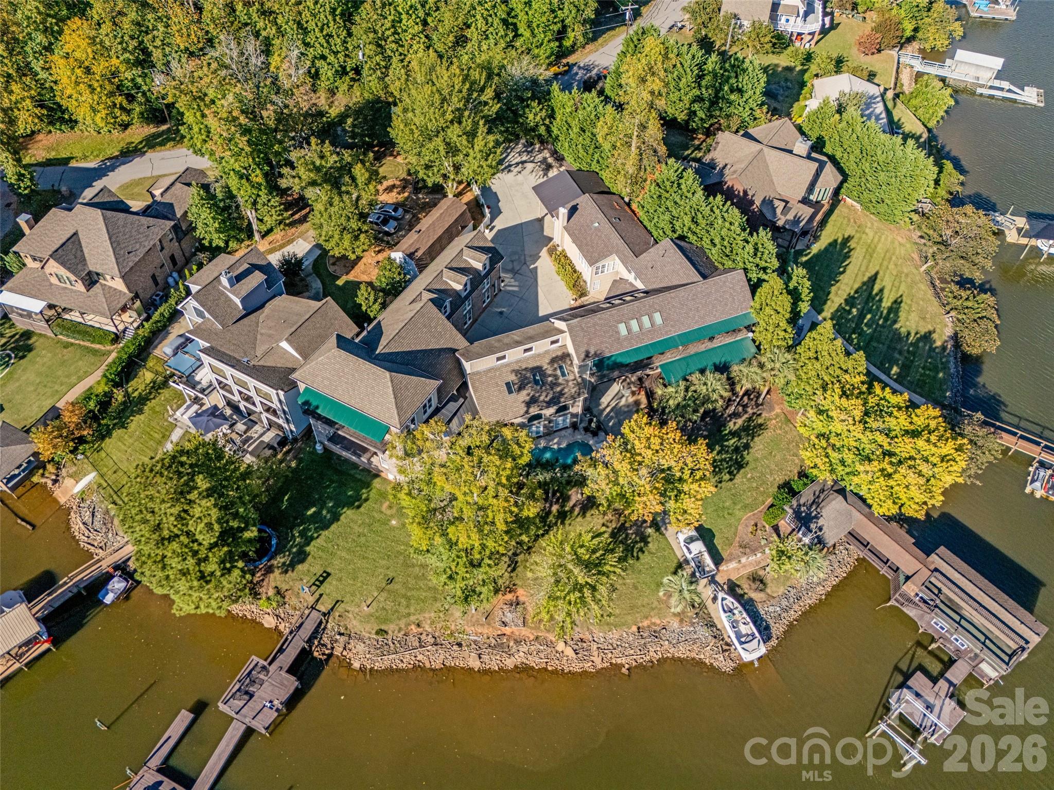 main property photo 36