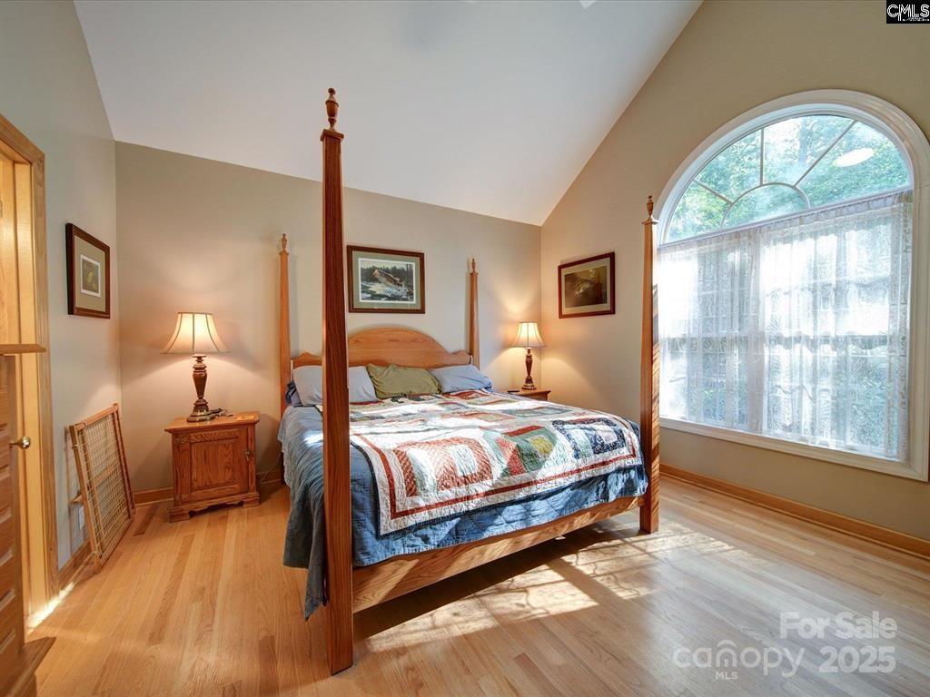 main property photo 26