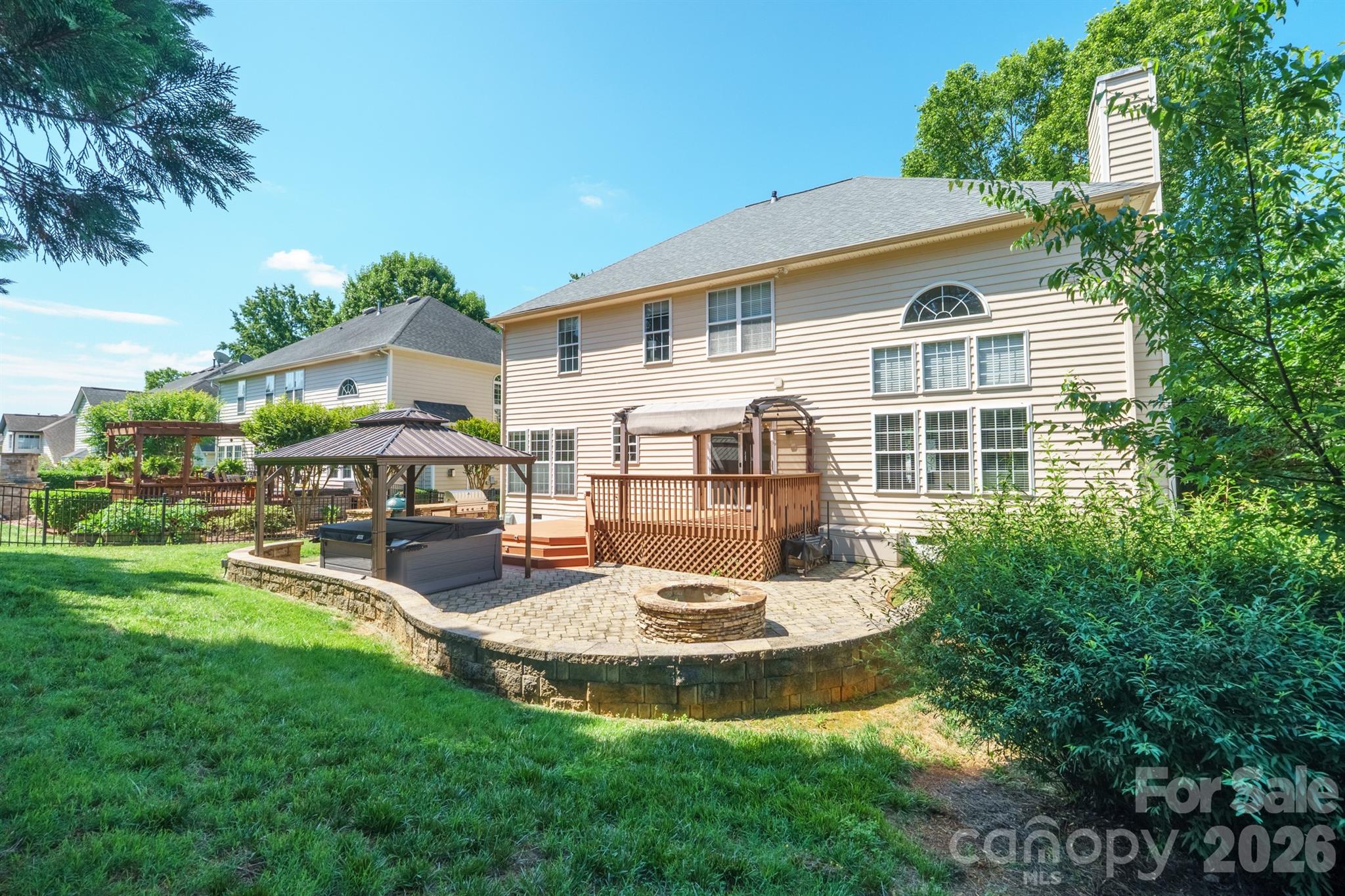 main property photo 20