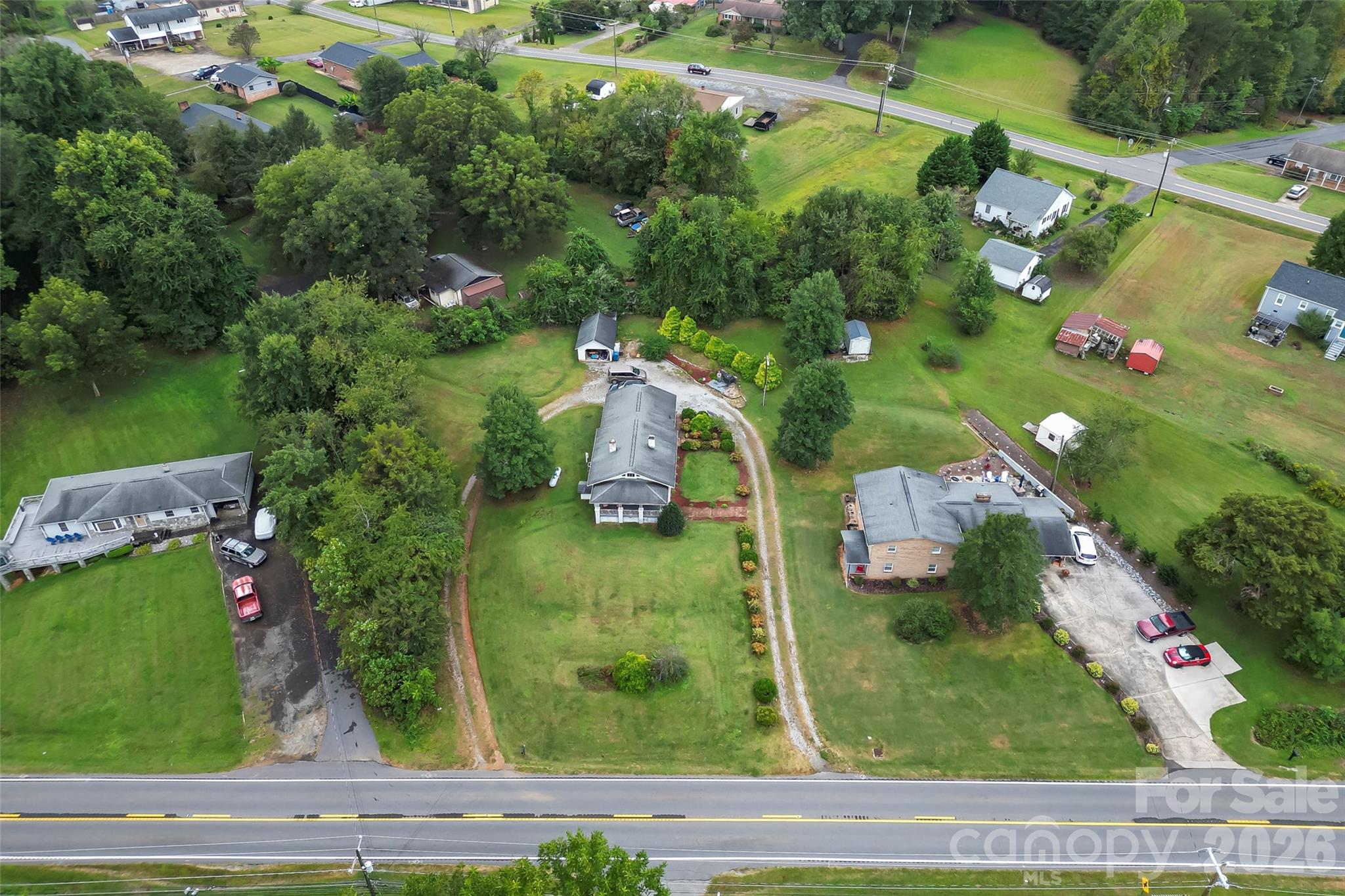 main property photo 24