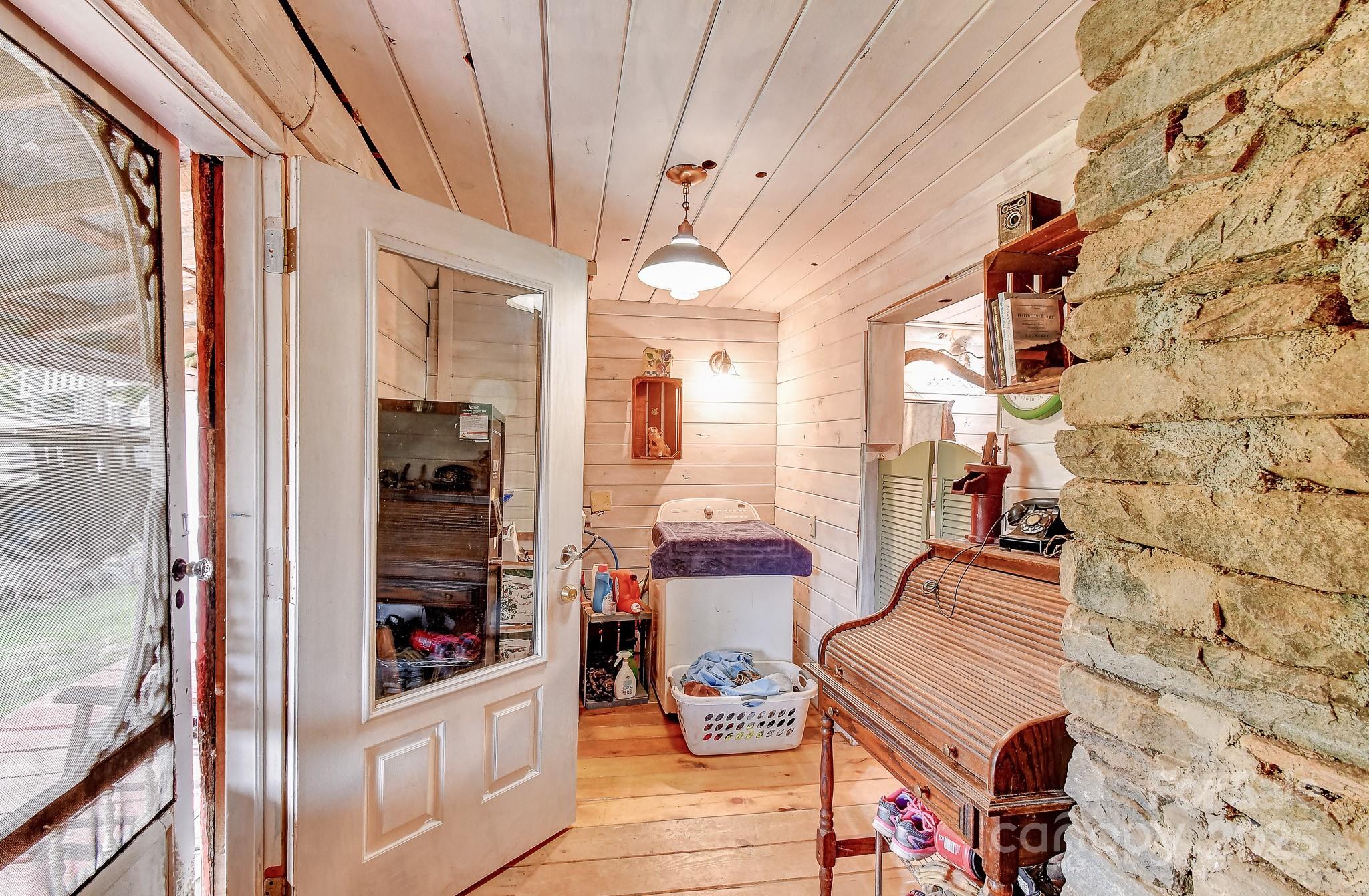 main property photo 21