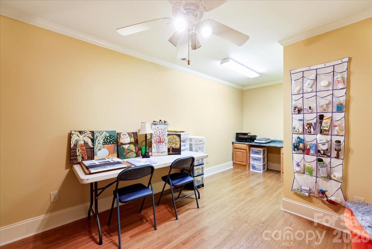 main property photo 34
