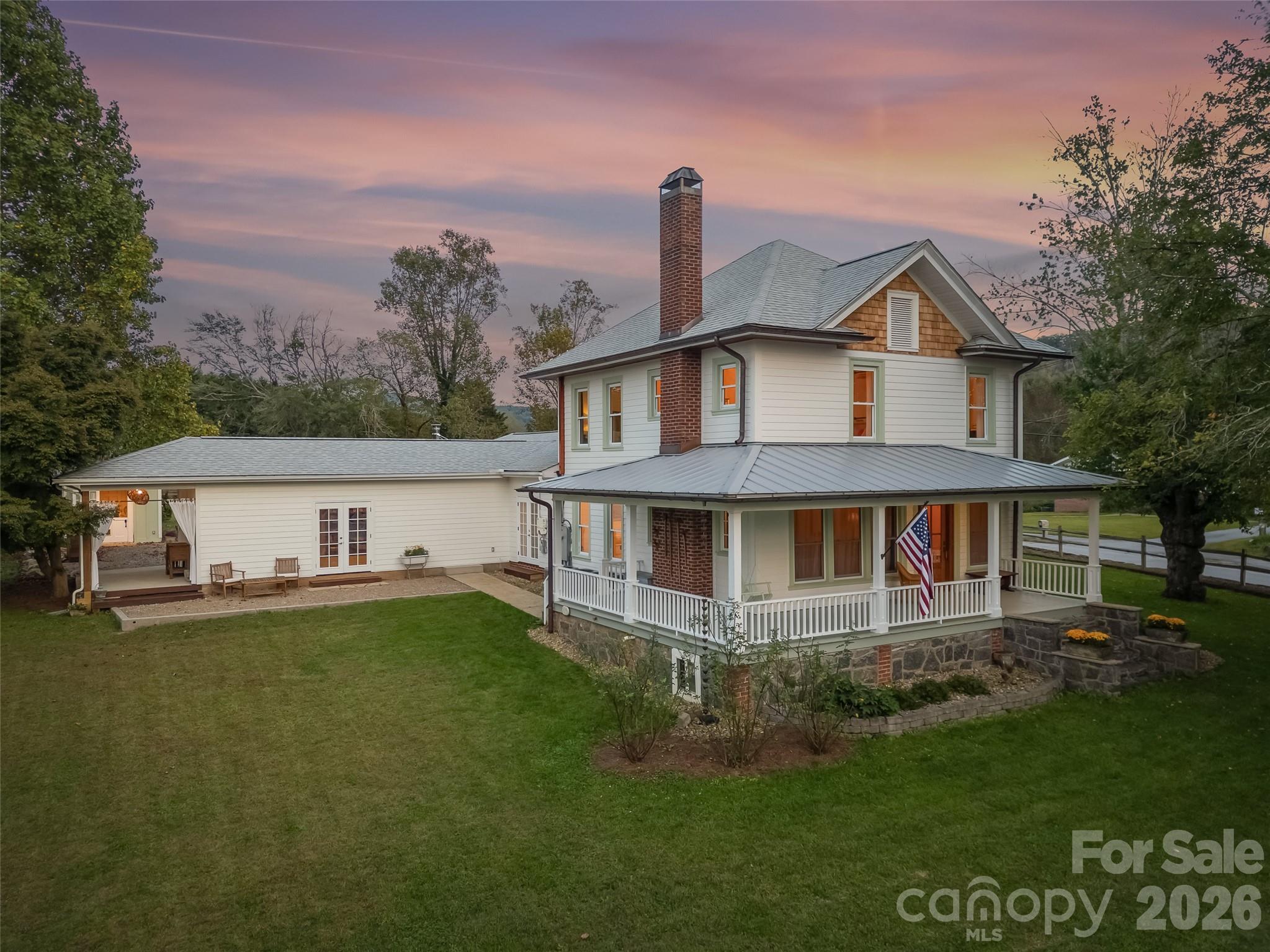 main property photo 9