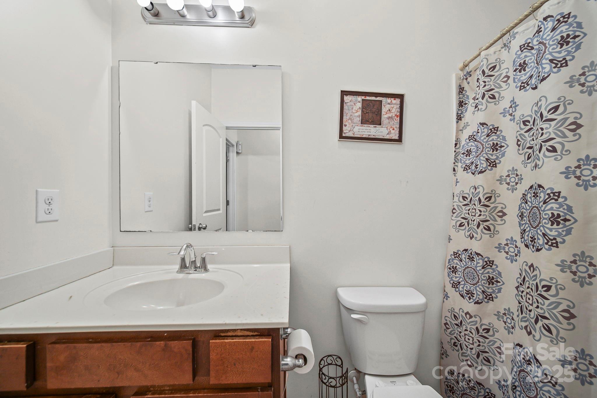 property viewer photo 12