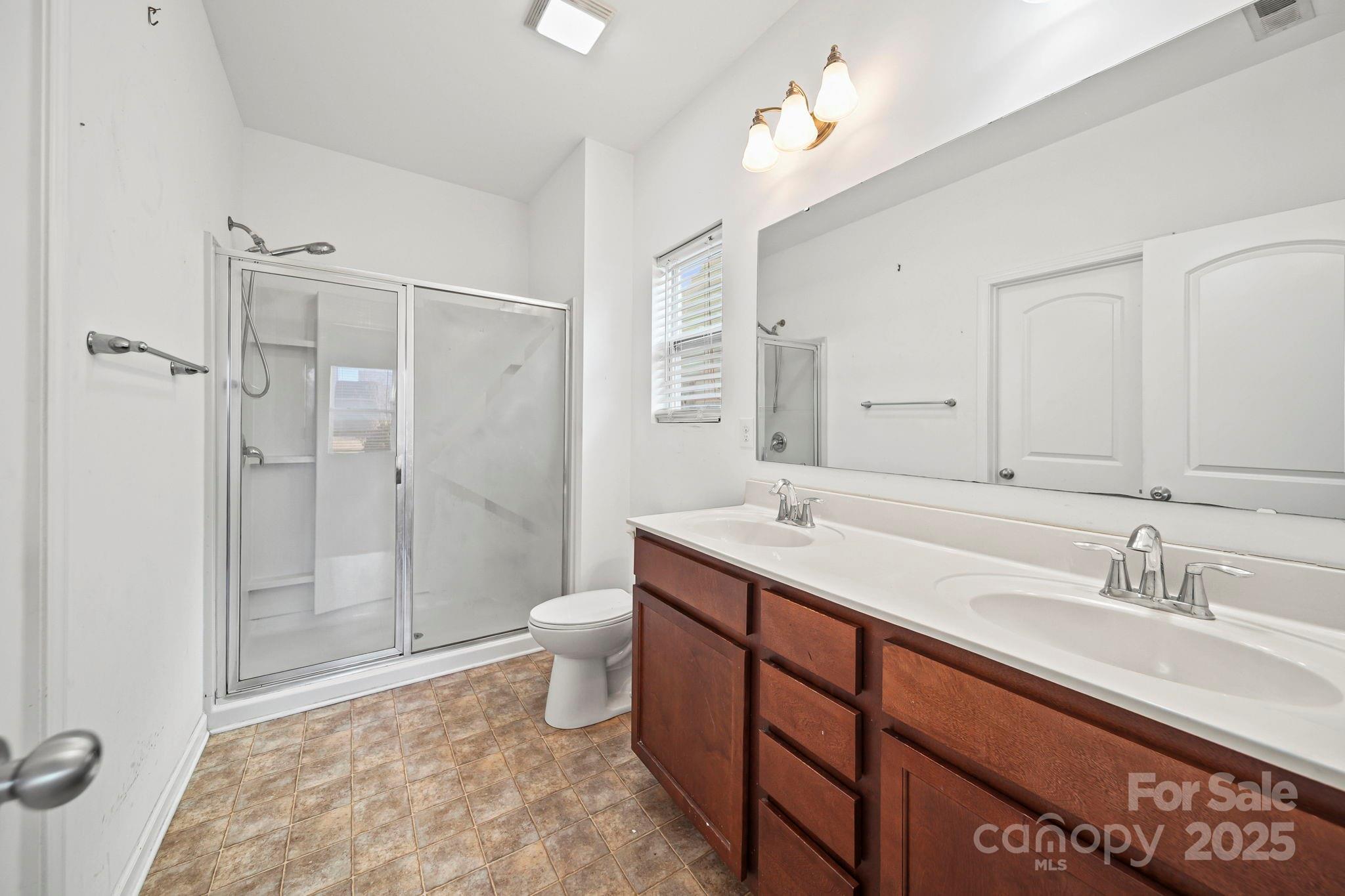 property viewer photo 14