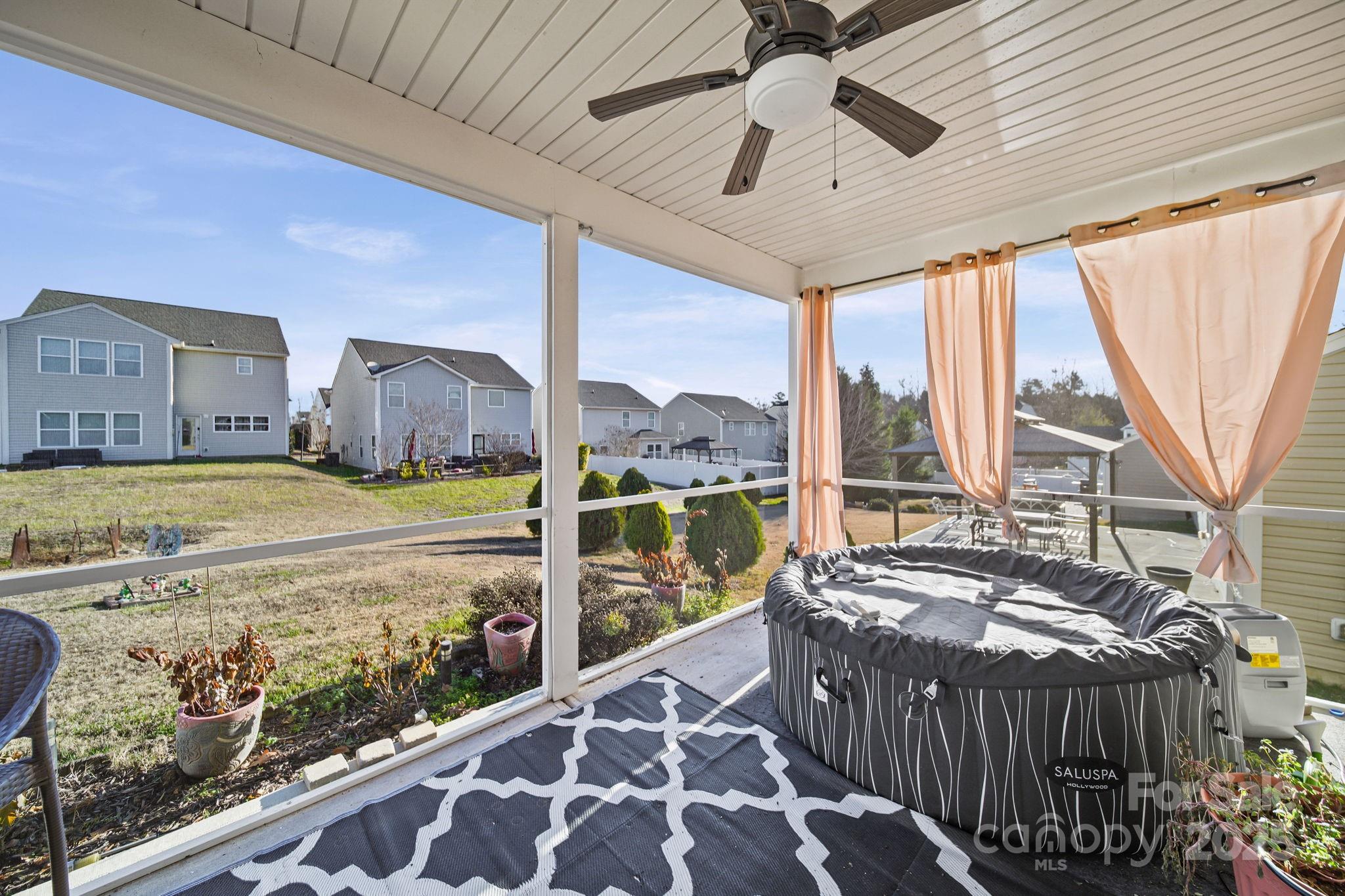 property viewer photo 17