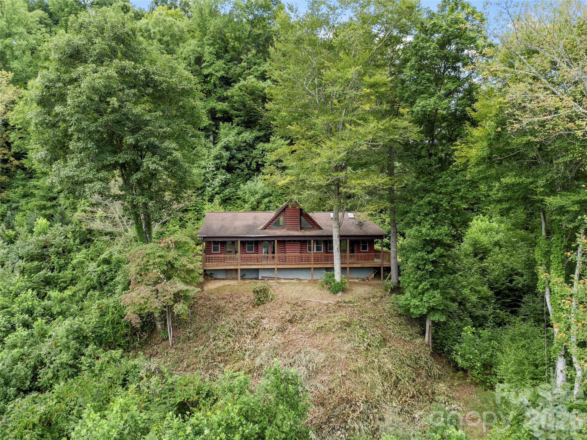 main property photo 30