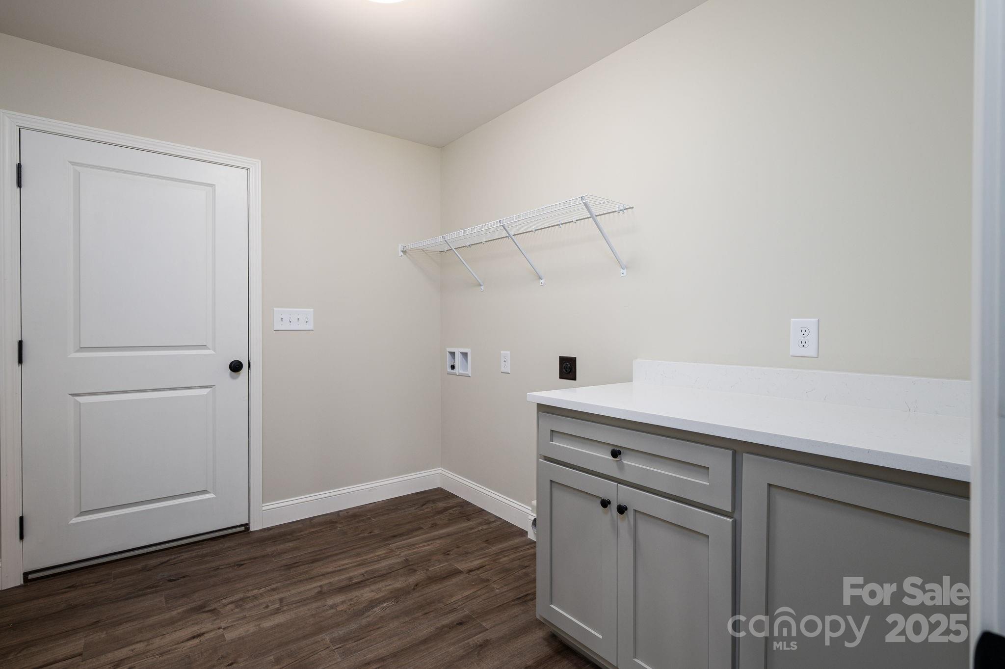 property viewer photo 24