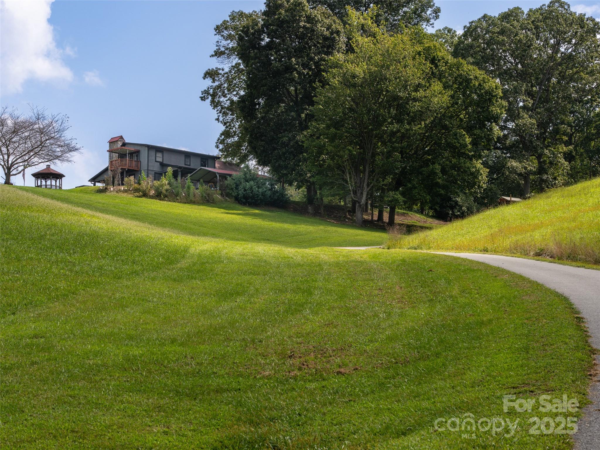main property photo 29