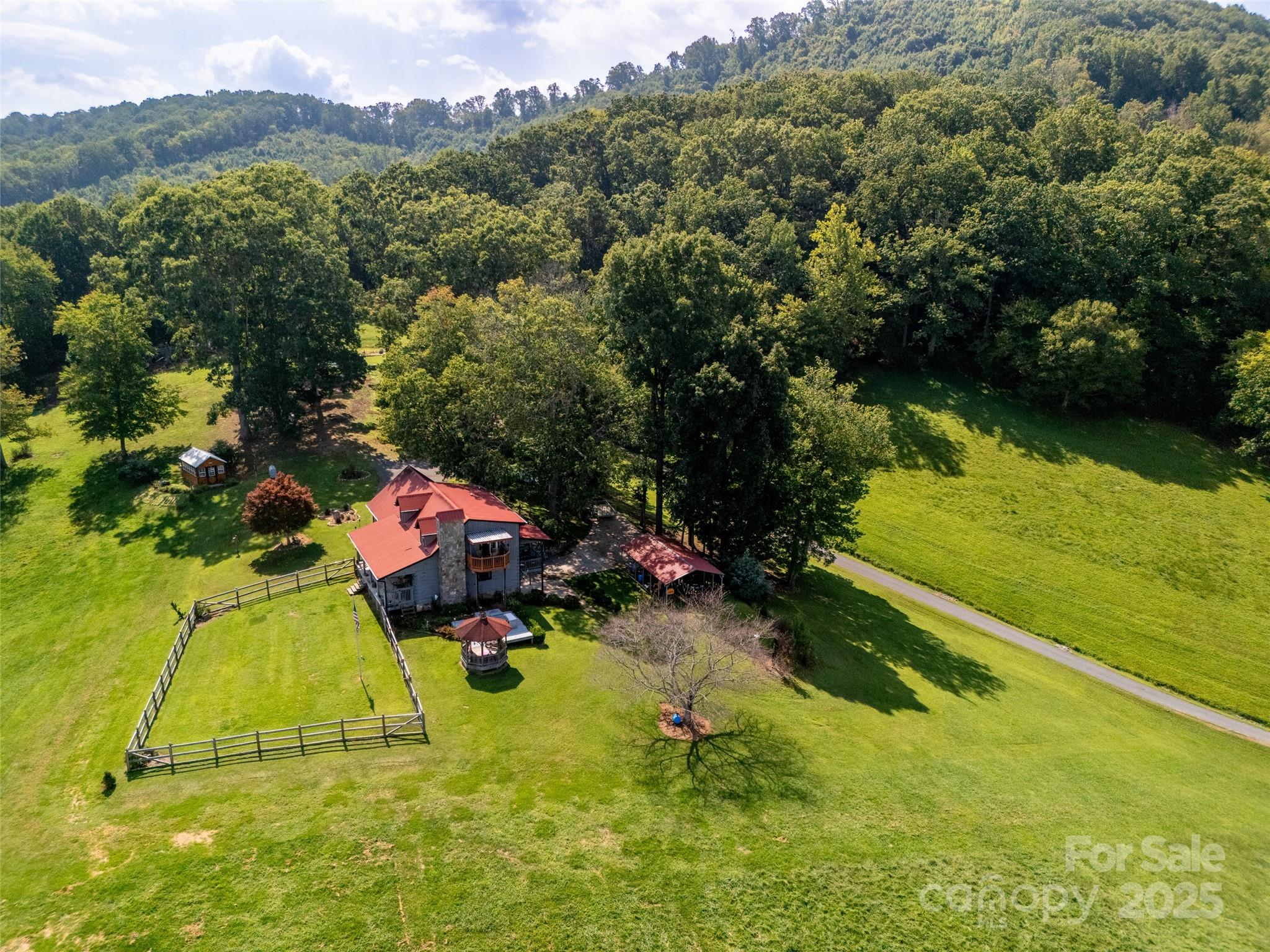 main property photo 31