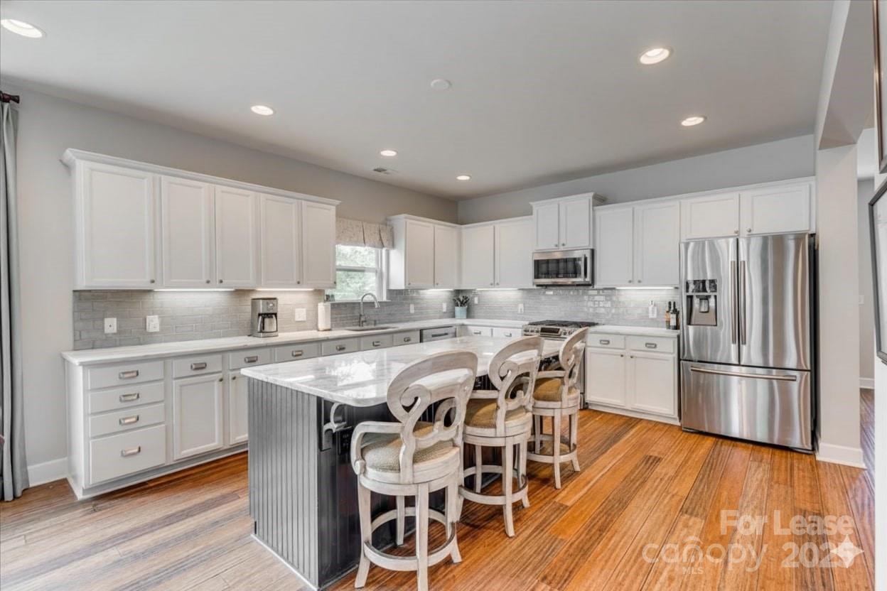 property viewer photo 13