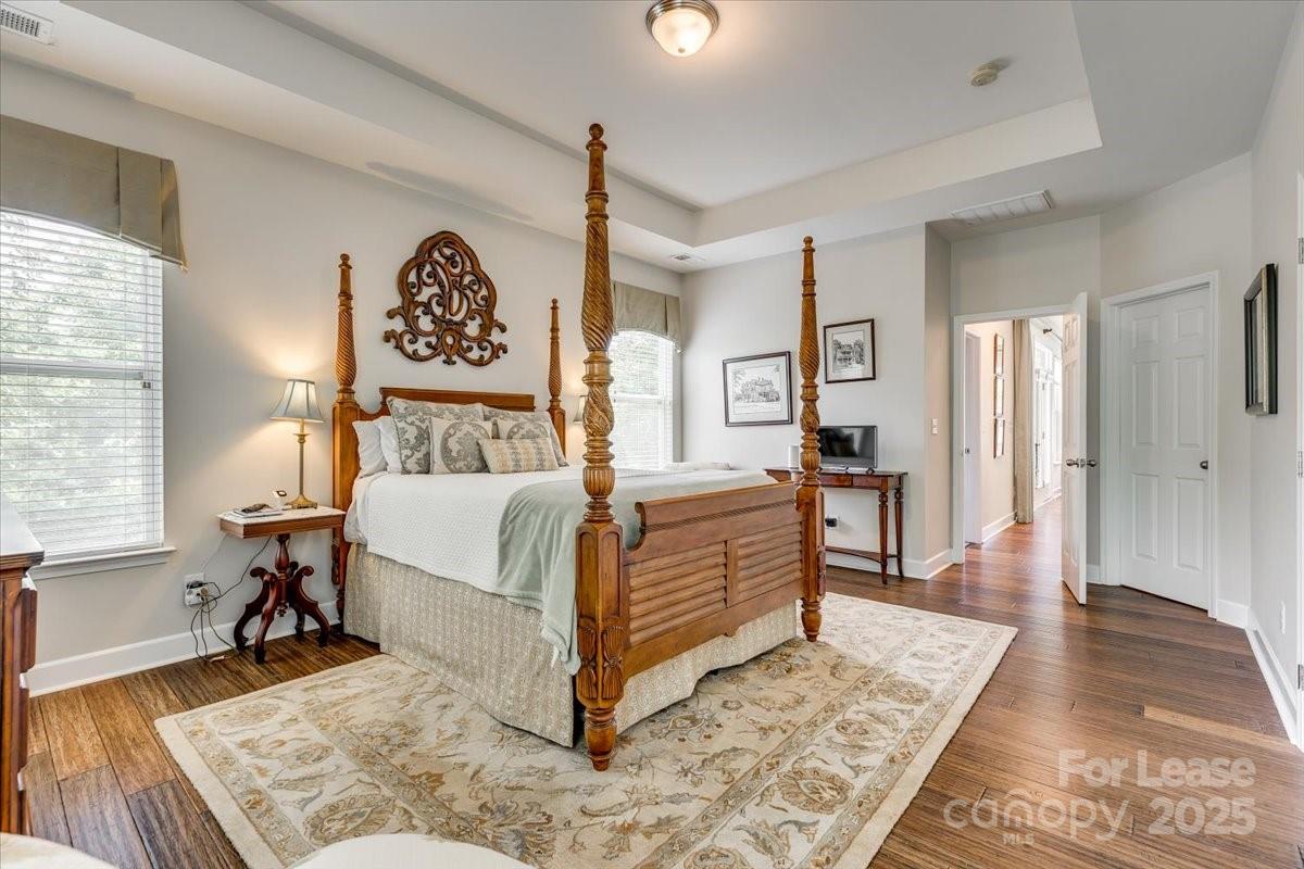 property viewer photo 20