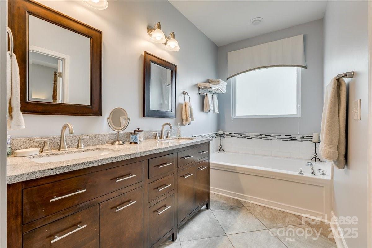 property viewer photo 22