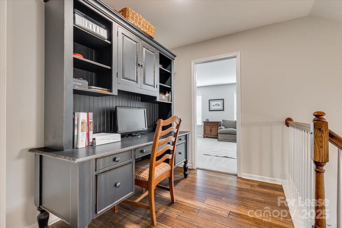 property viewer photo 30