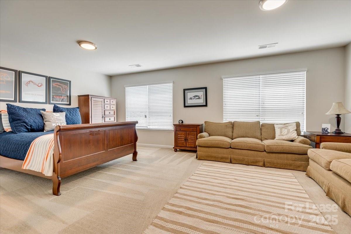 property viewer photo 32