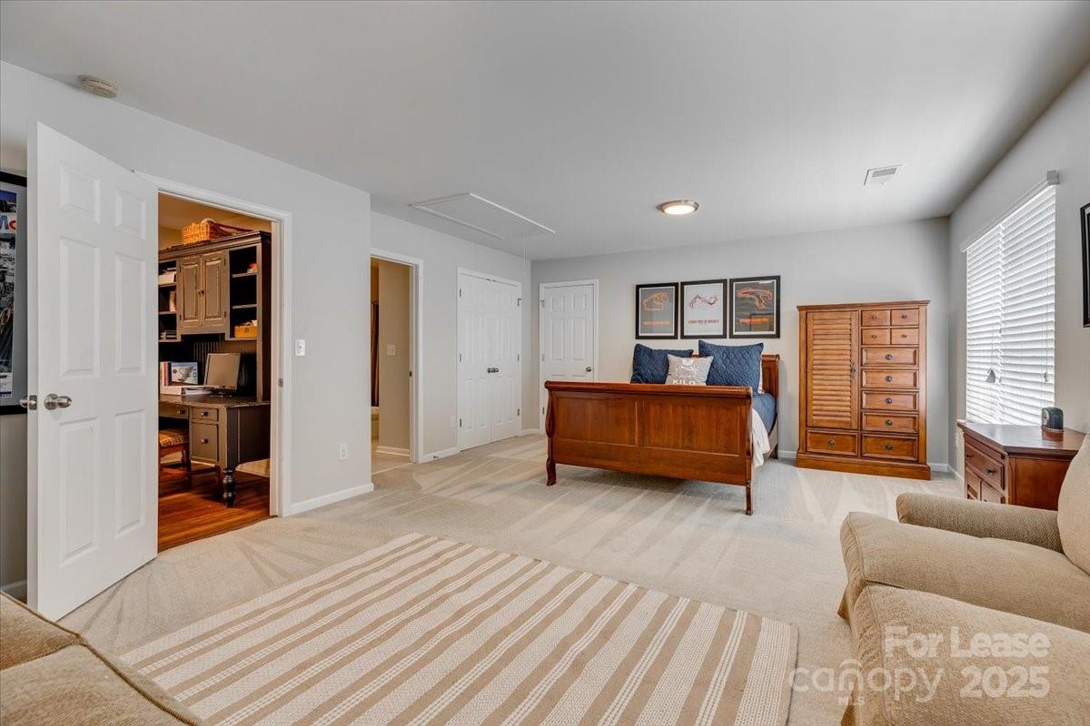 property viewer photo 34