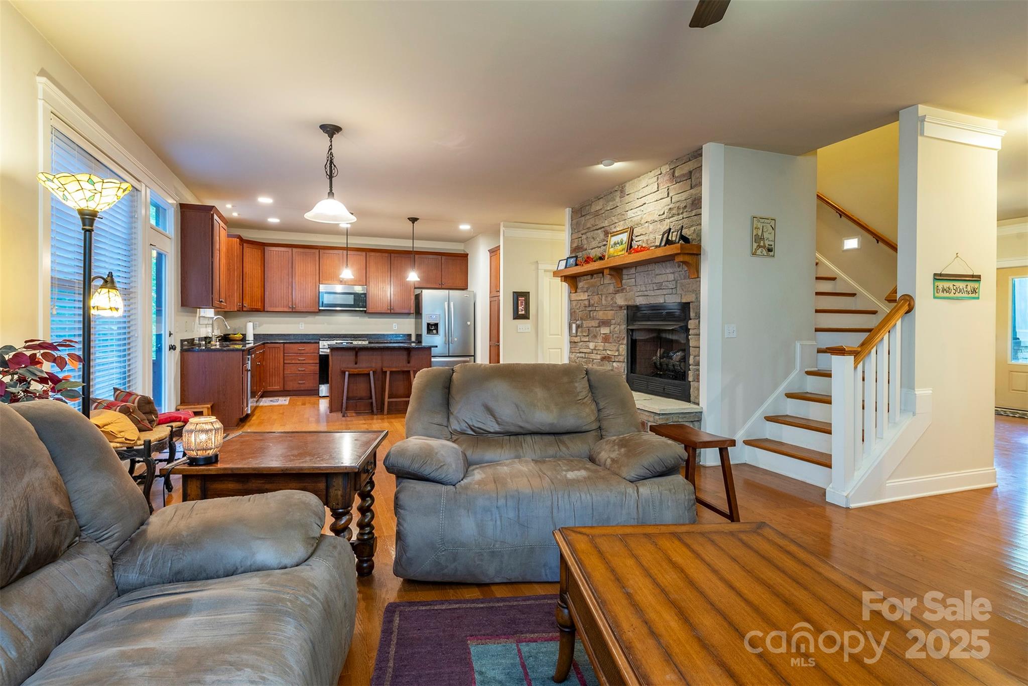 main property photo 16