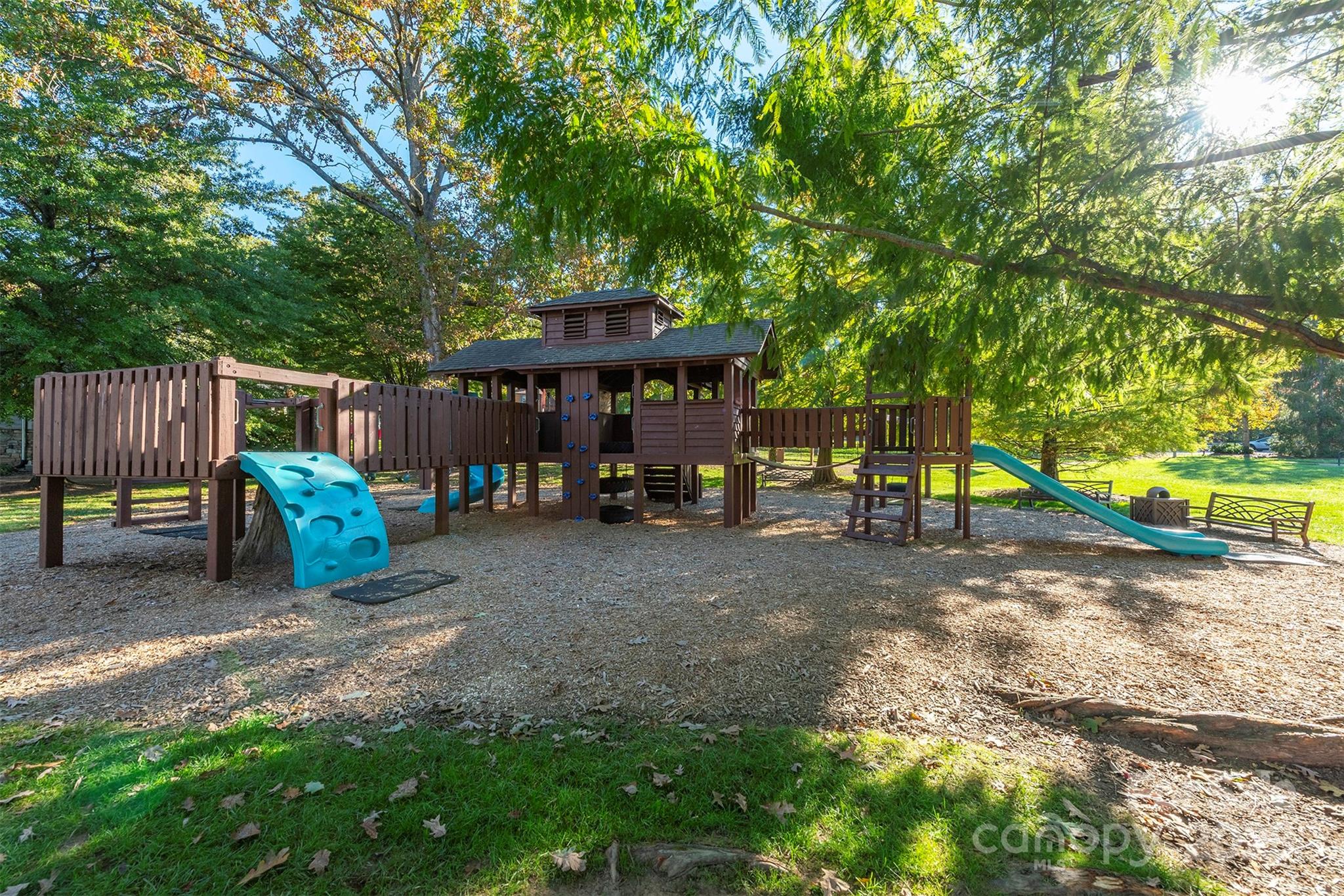 main property photo 47