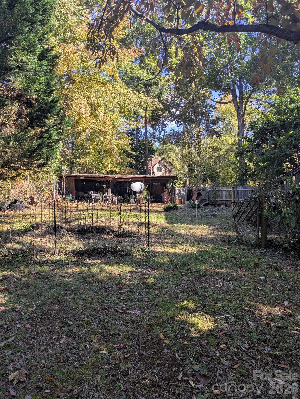 main property photo 22