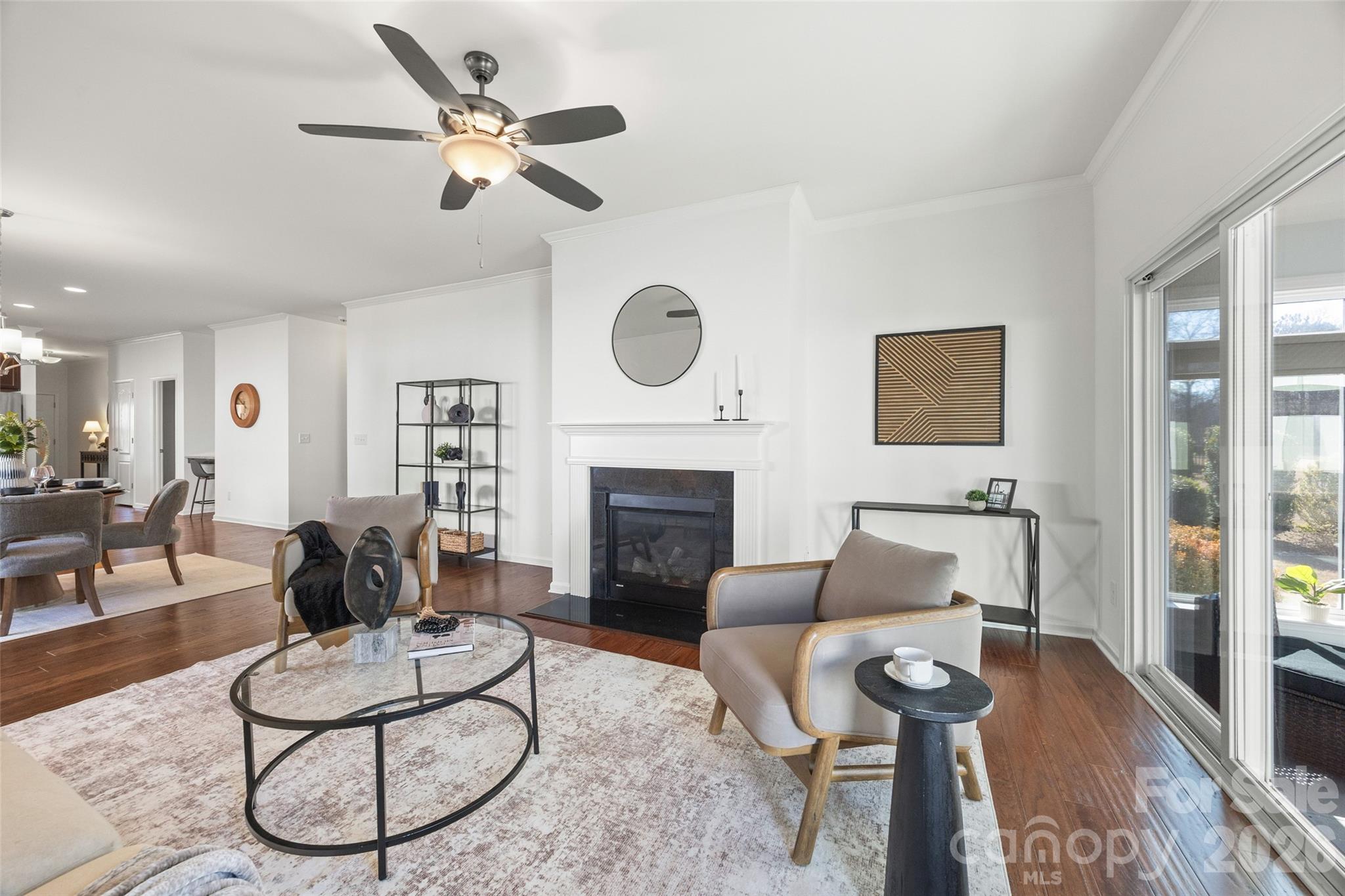 property viewer photo 18